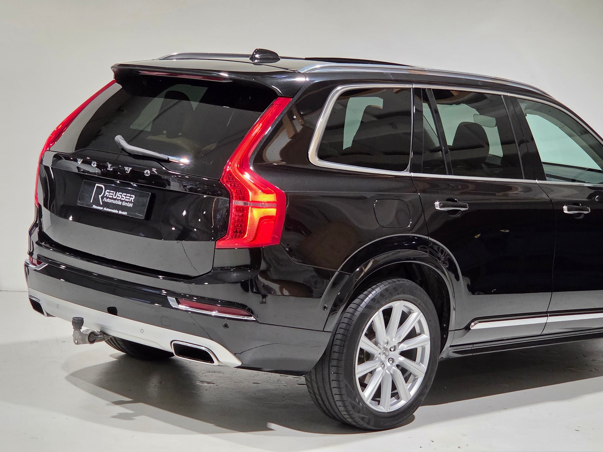 VOLVO XC90 D5 AWD Inscription Geartronic-image-31