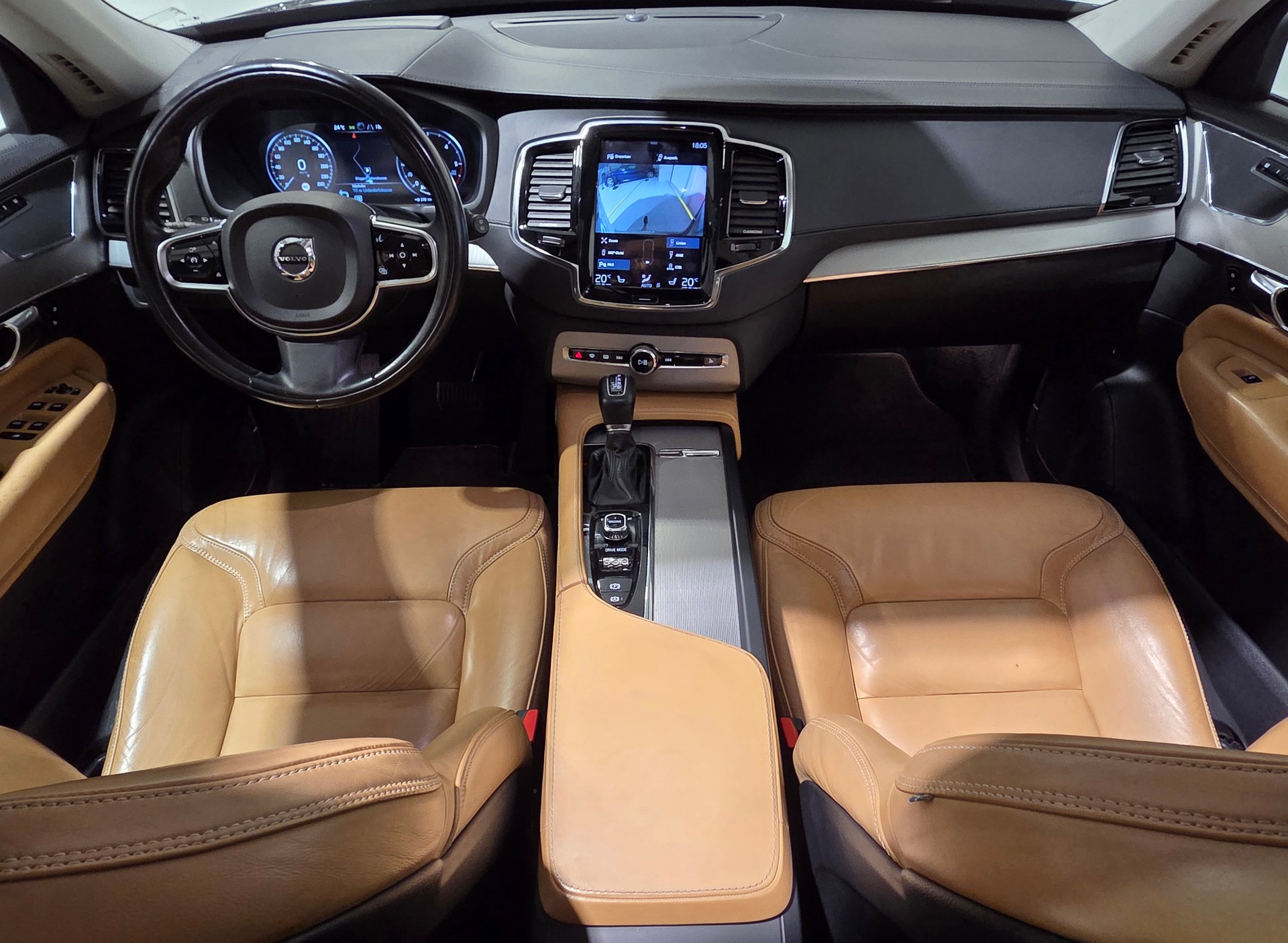 VOLVO XC90 D5 AWD Inscription Geartronic-image-4