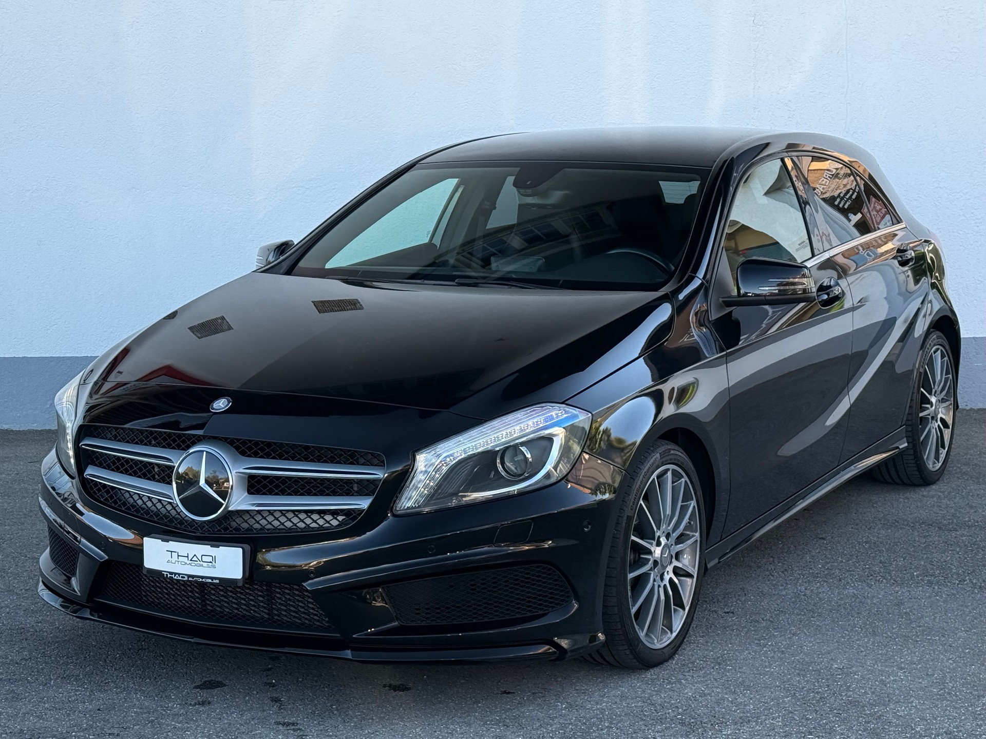 MERCEDES-BENZ A 200 AMG Line 7G-DCT-image-1