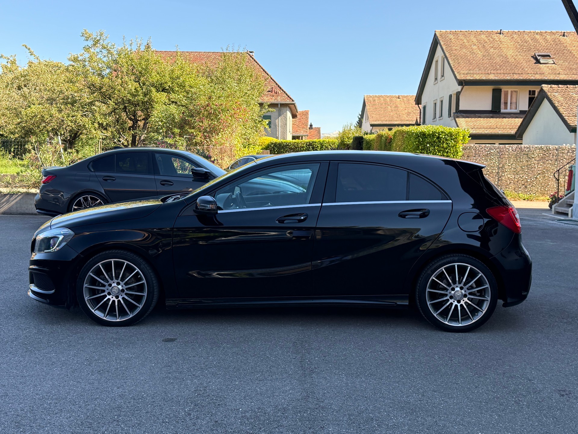 MERCEDES-BENZ A 200 AMG Line 7G-DCT-image-14