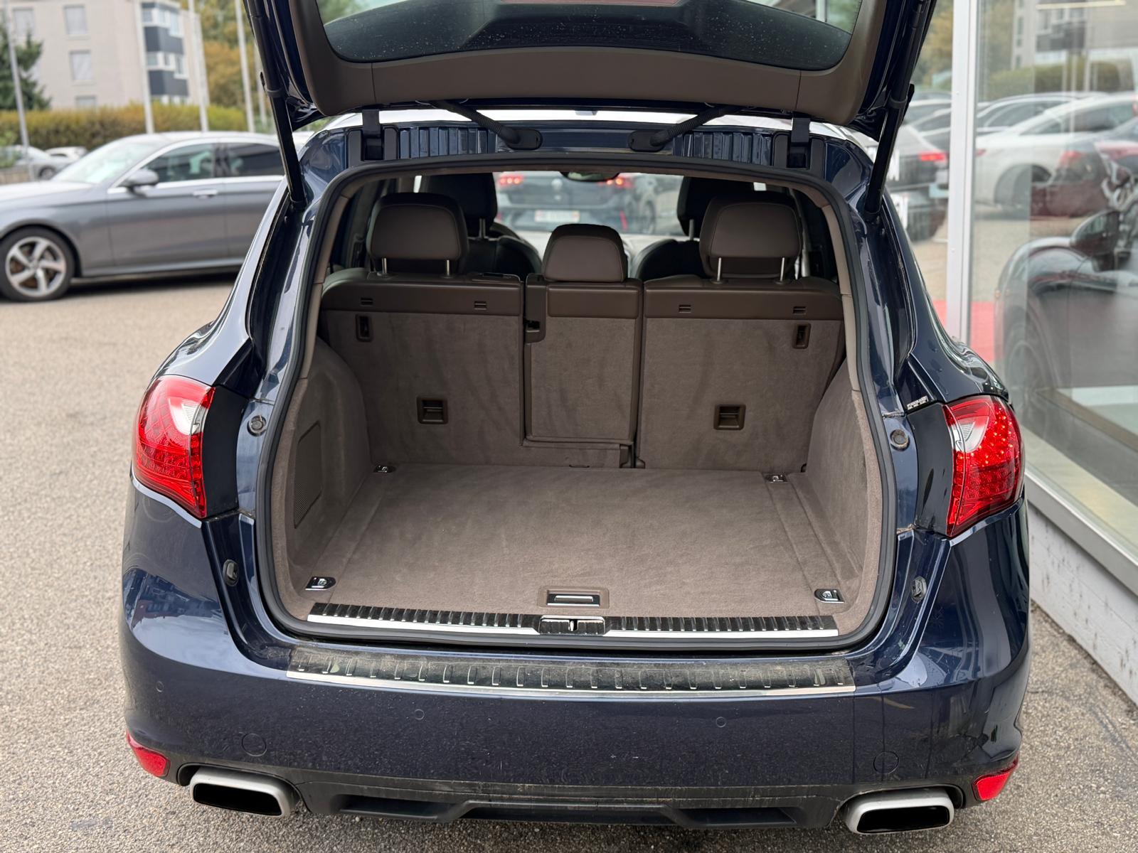 PORSCHE Cayenne S-image-5