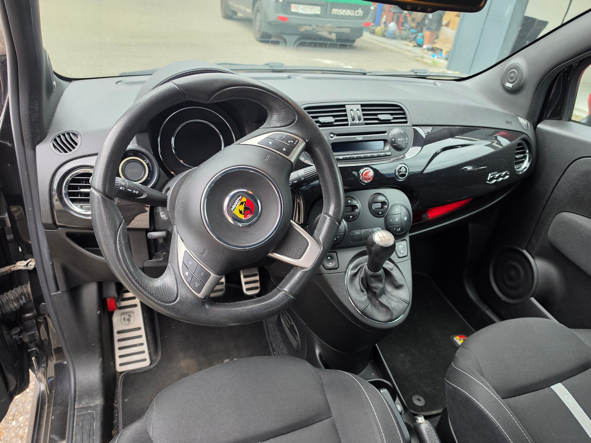 FIAT 500 1.4 16V Turbo Abarth-image-9