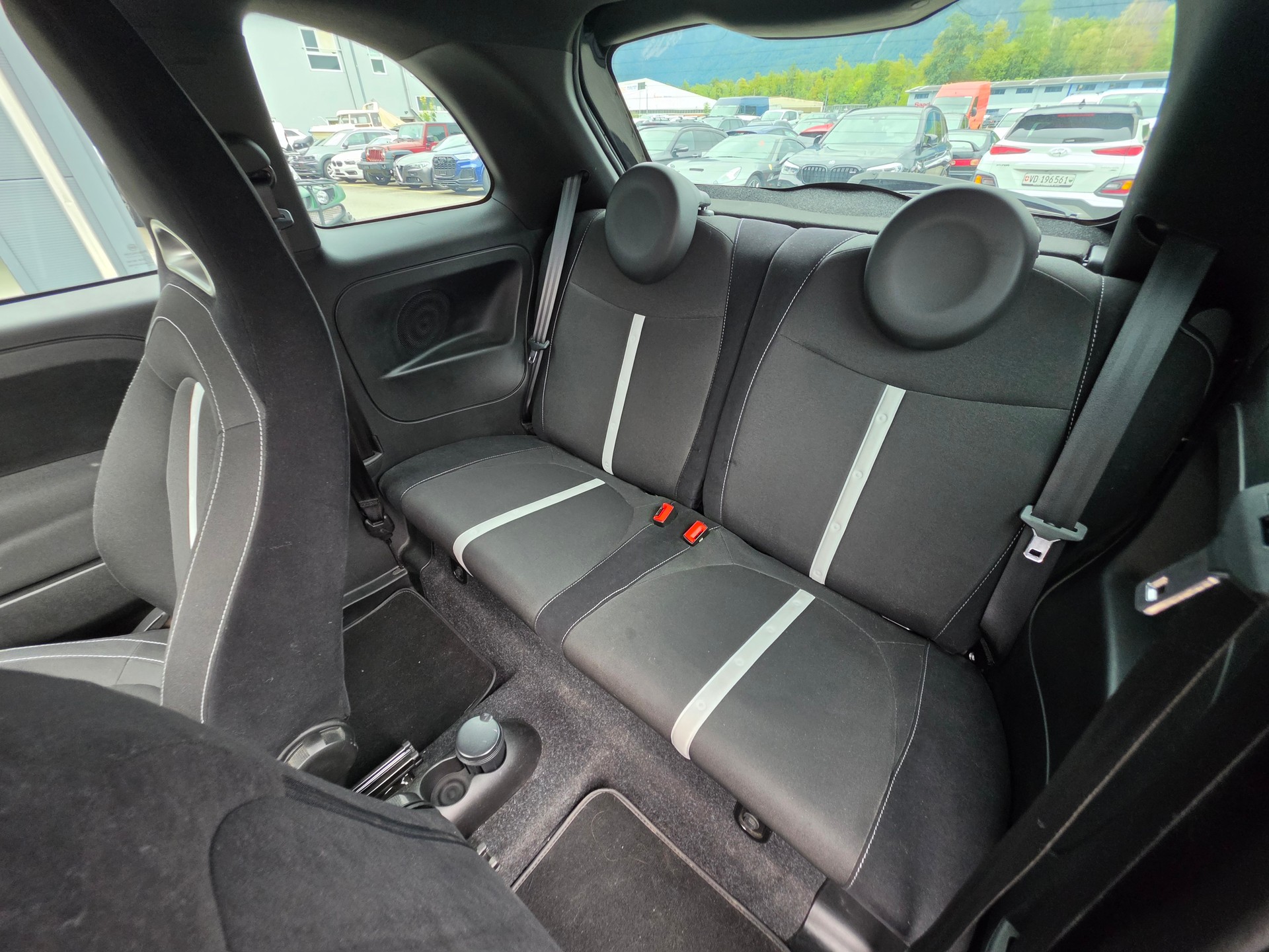 FIAT 500 1.4 16V Turbo Abarth-image-7