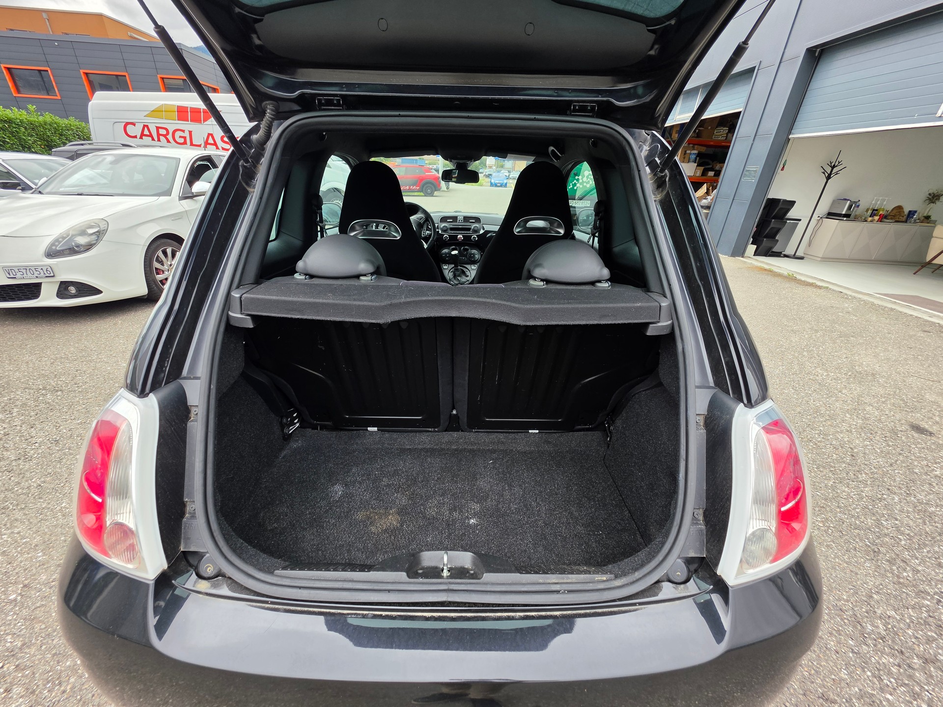 FIAT 500 1.4 16V Turbo Abarth-image-6
