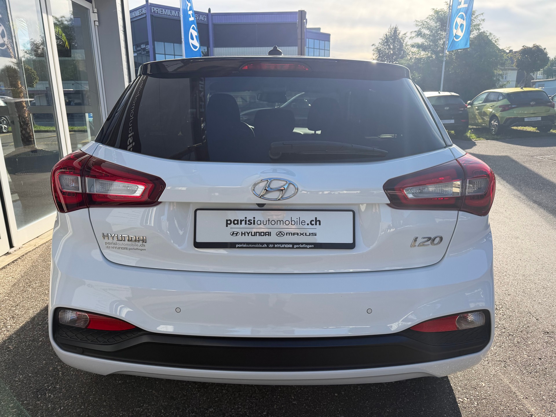 HYUNDAI i20 1.0 T-GDi Amplia-image-5