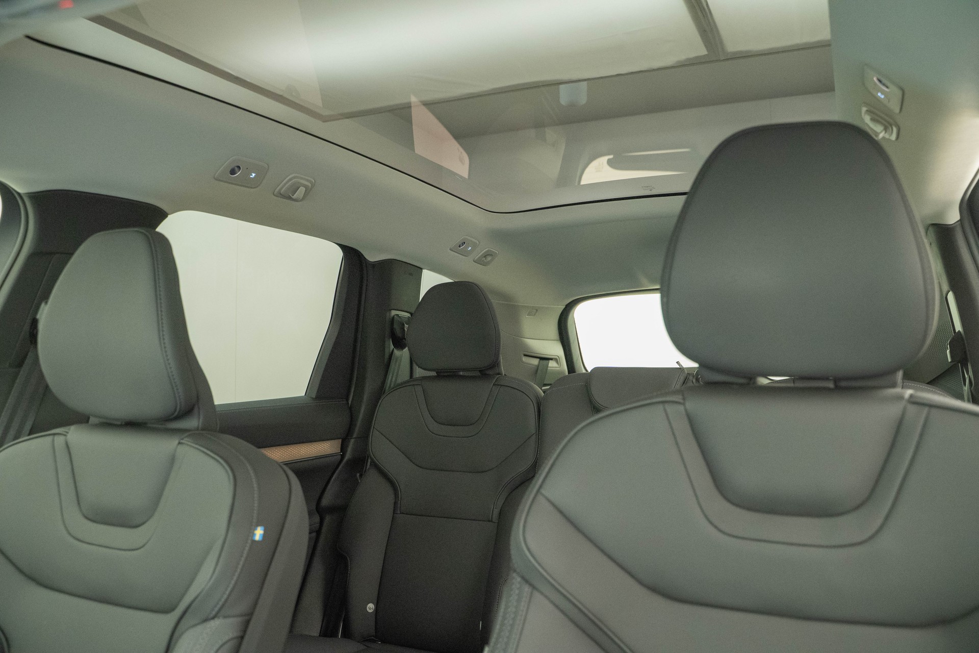 VOLVO EX90 Twin Ultra AWD-image-9