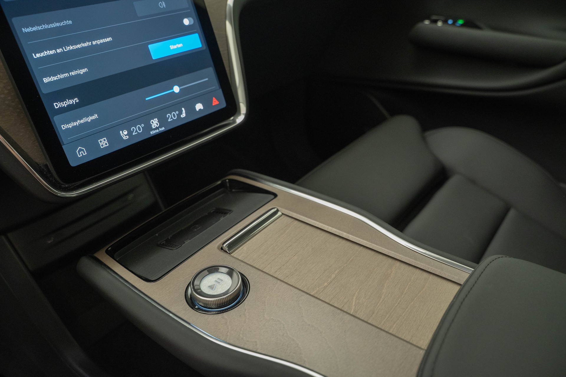 VOLVO EX90 Twin Ultra AWD-image-12