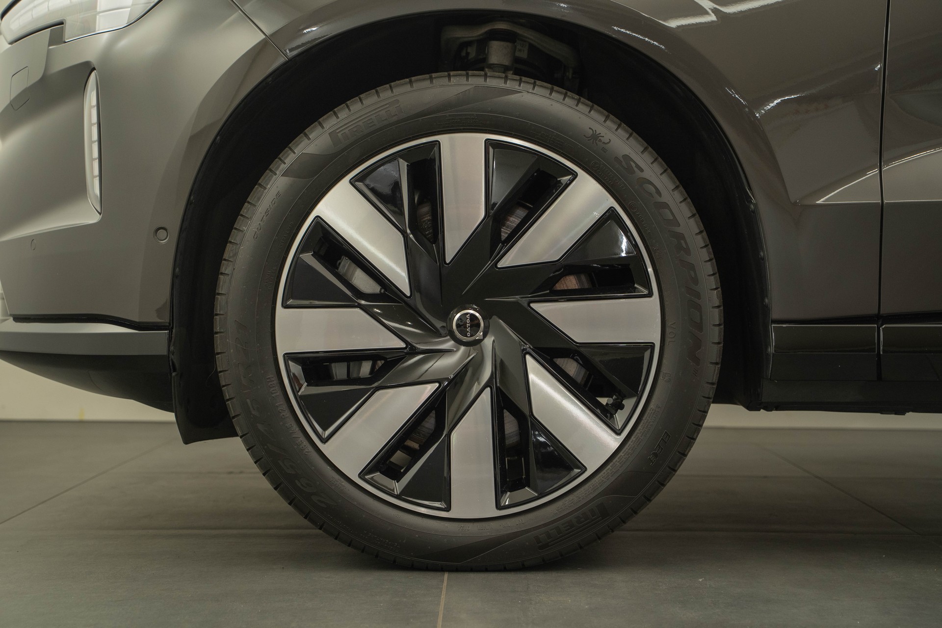 VOLVO EX90 Twin Ultra AWD-image-15