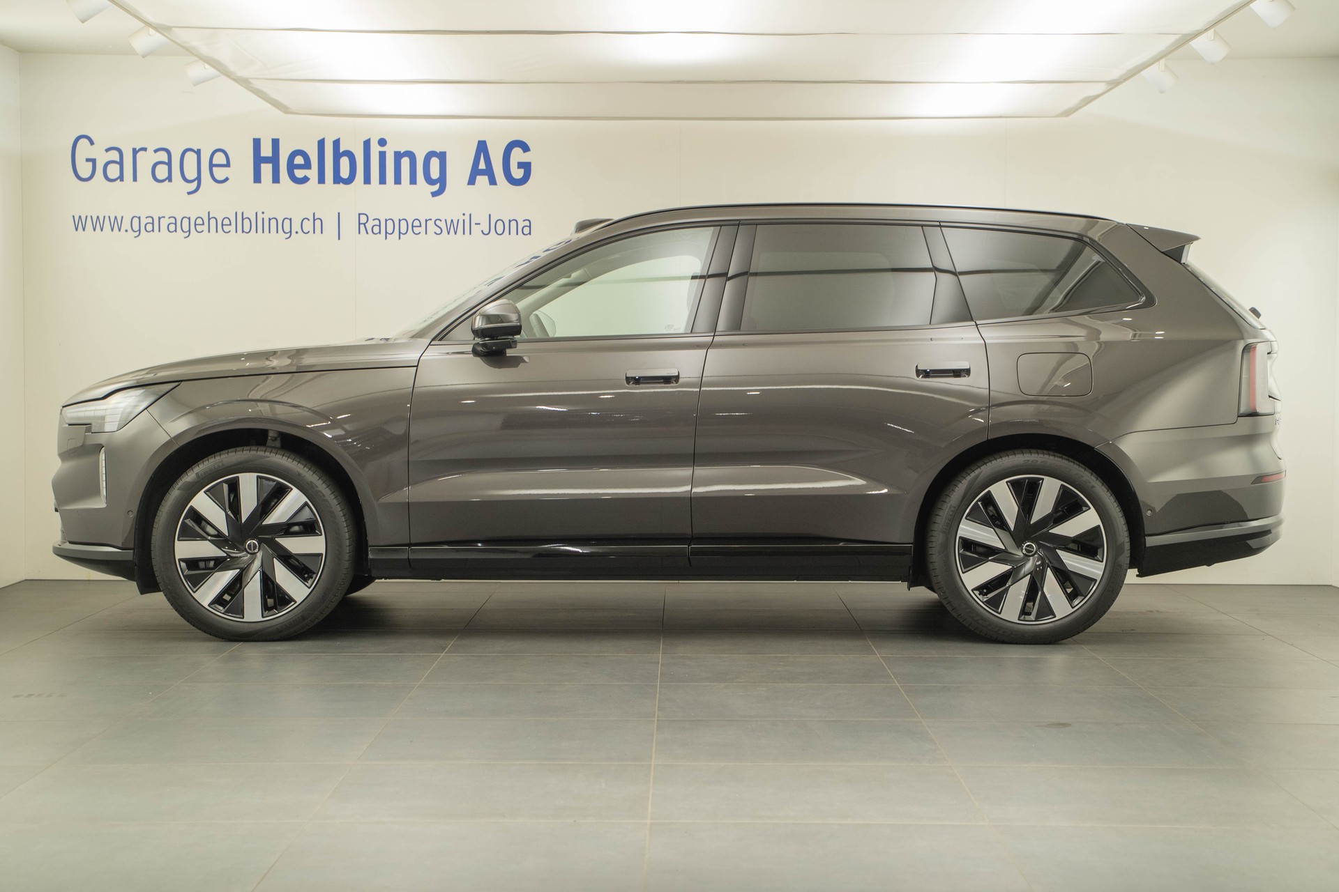 VOLVO EX90 Twin Ultra AWD-image-2