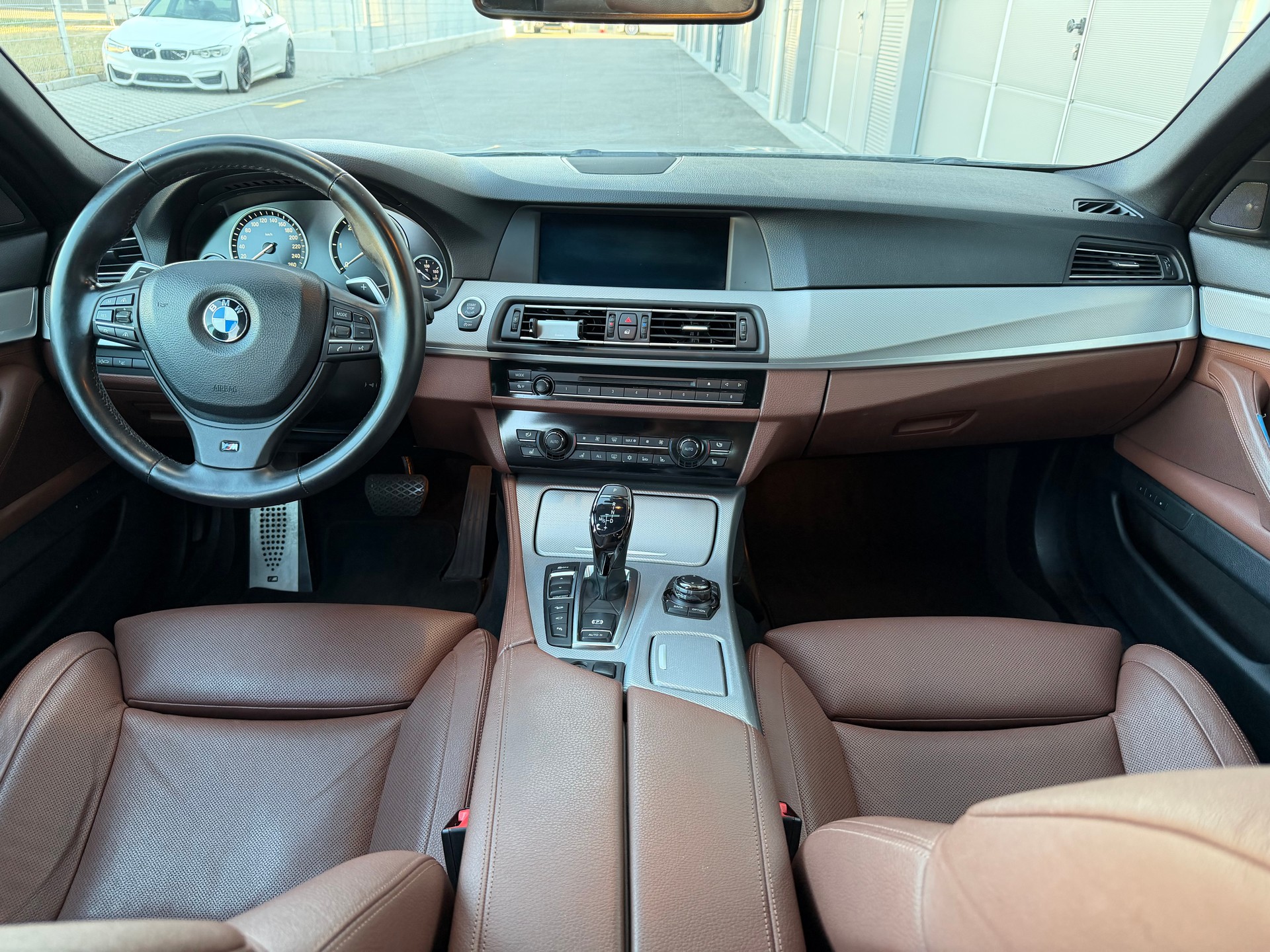 BMW 535d xDrive-image-5