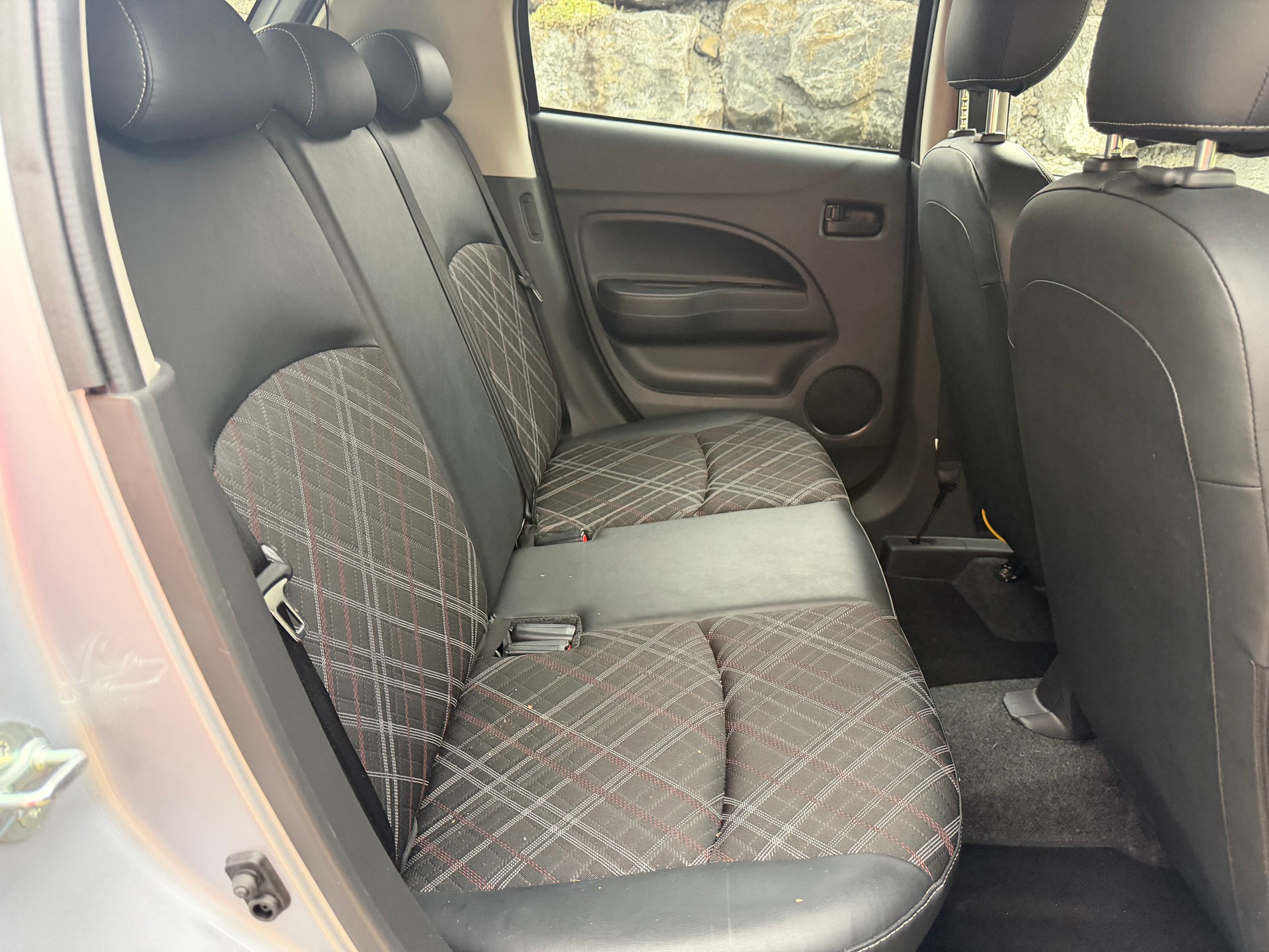 MITSUBISHI Space Star 1.2 CVT Intense+-image-9