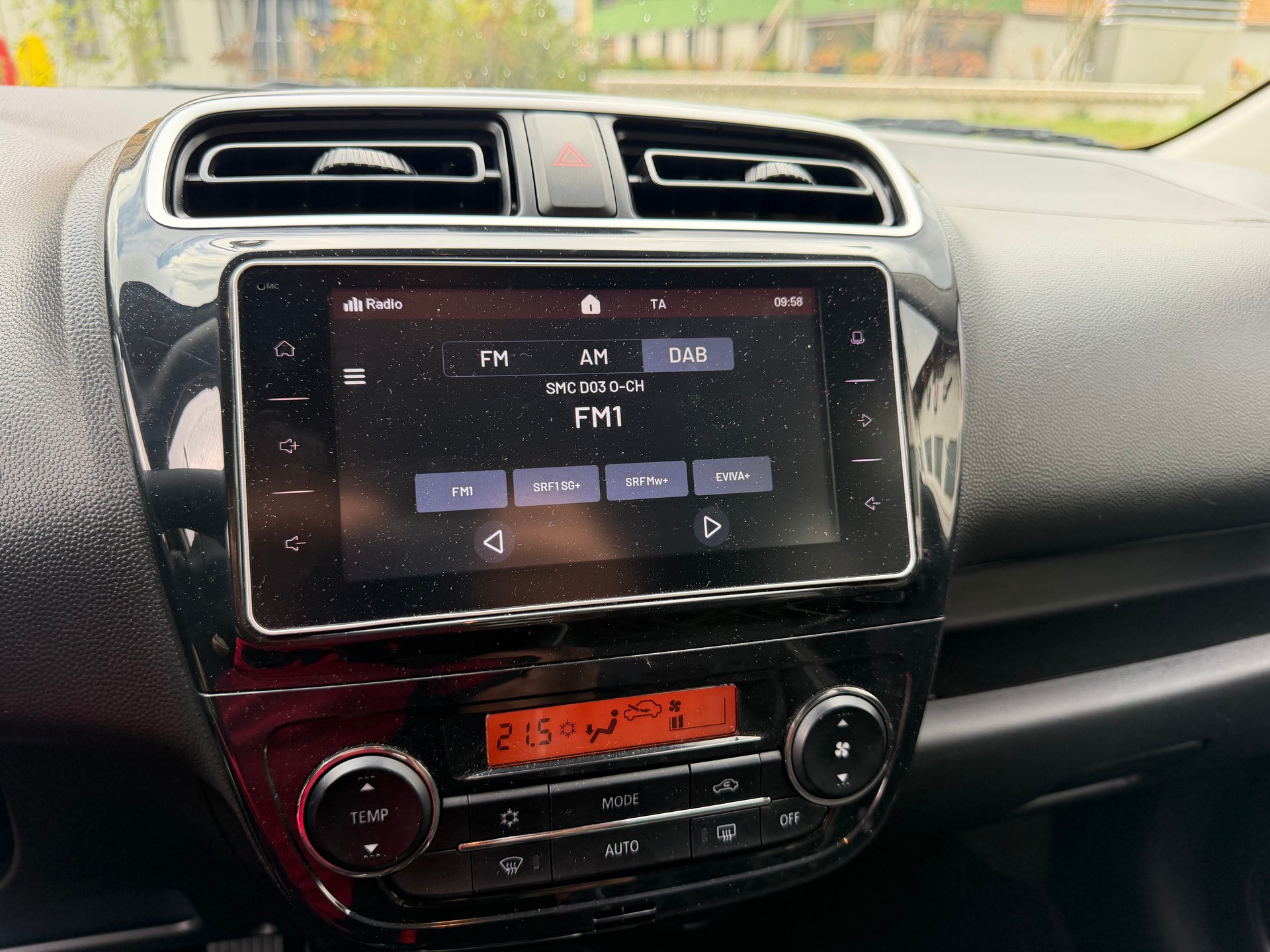 MITSUBISHI Space Star 1.2 CVT Intense+-image-15