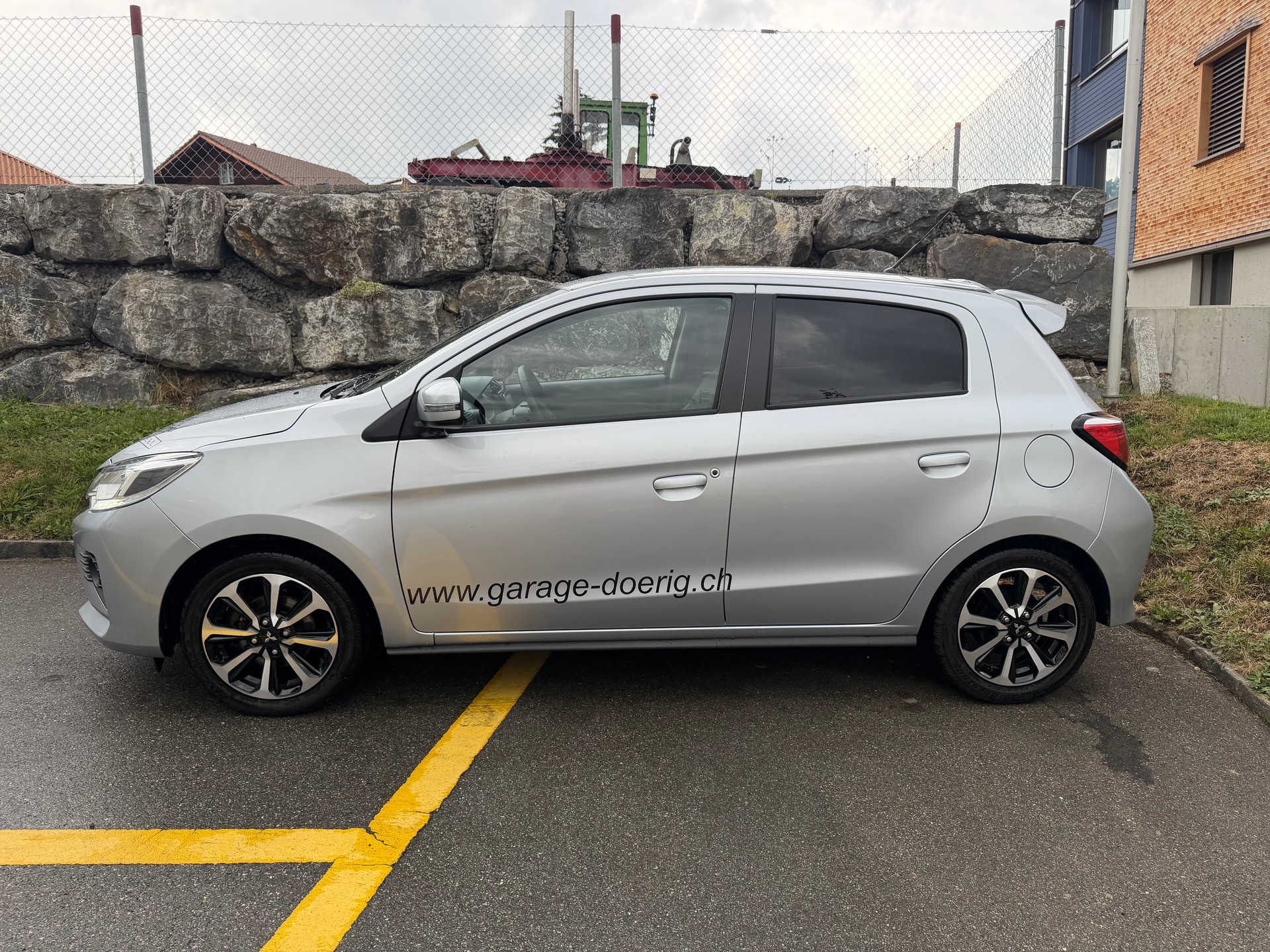 MITSUBISHI Space Star 1.2 CVT Intense+-image-1