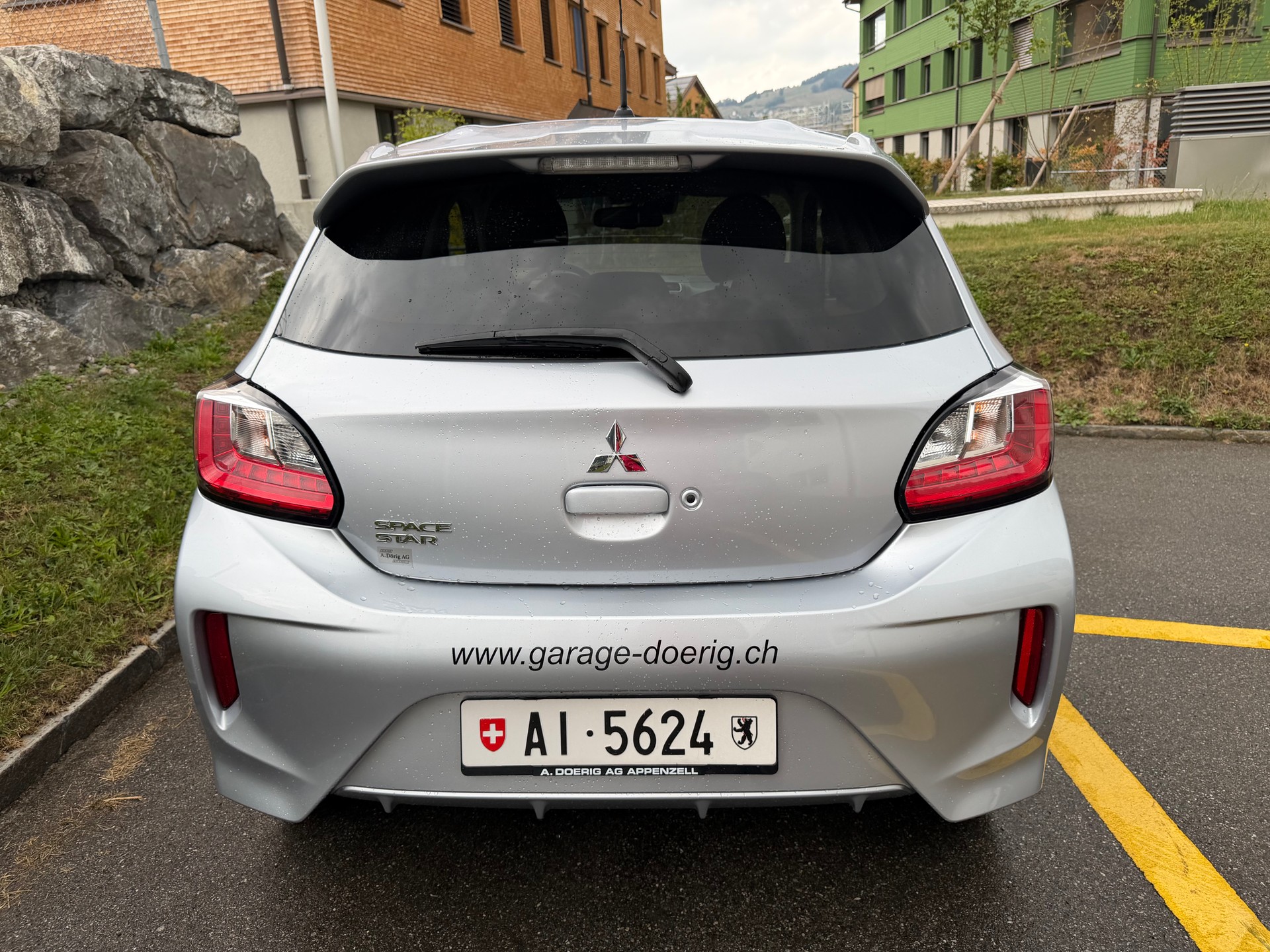 MITSUBISHI Space Star 1.2 CVT Intense+-image-3