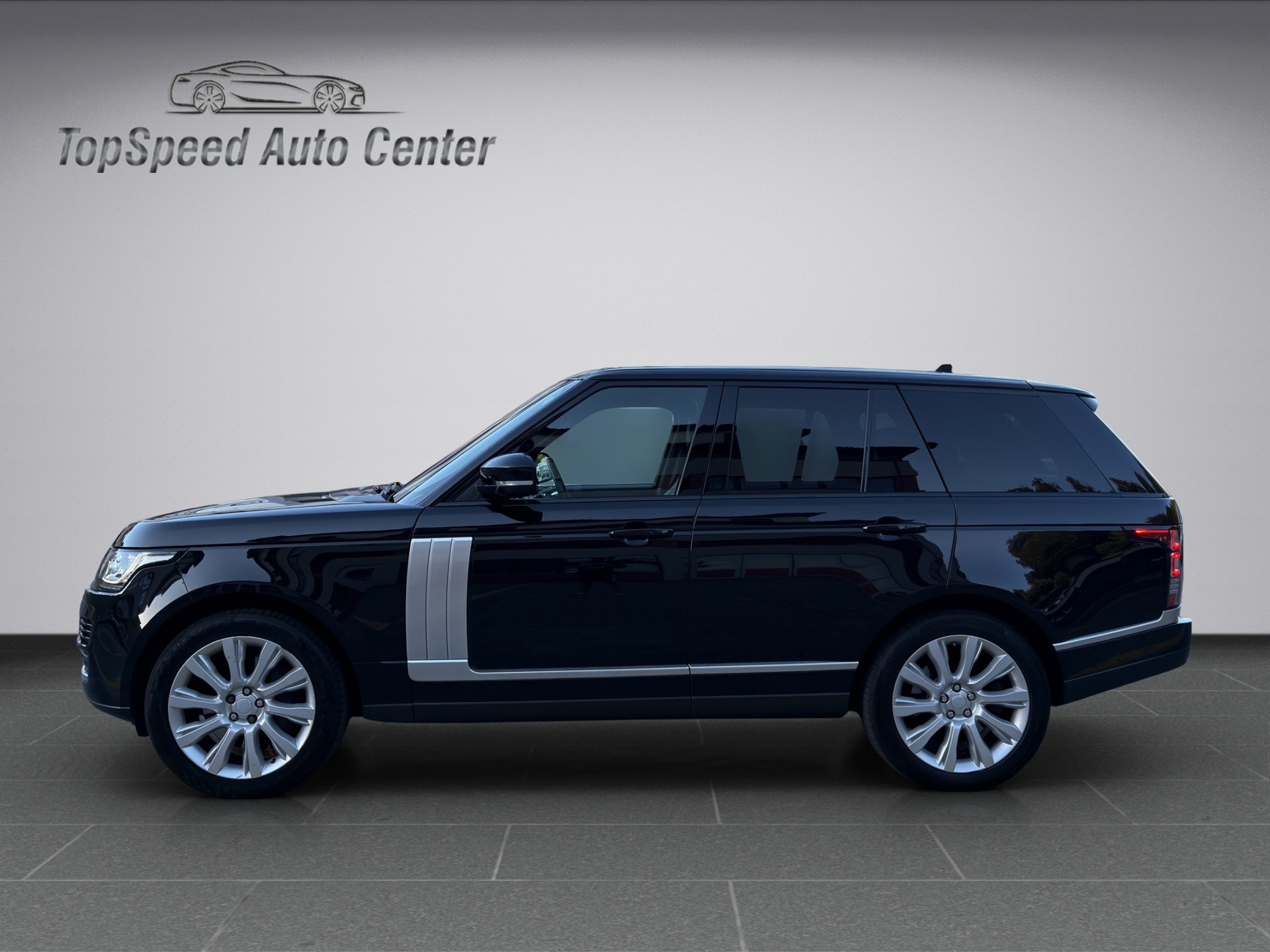 LAND ROVER Range Rover 4.4 SDV8 Vogue Automatic-image-4