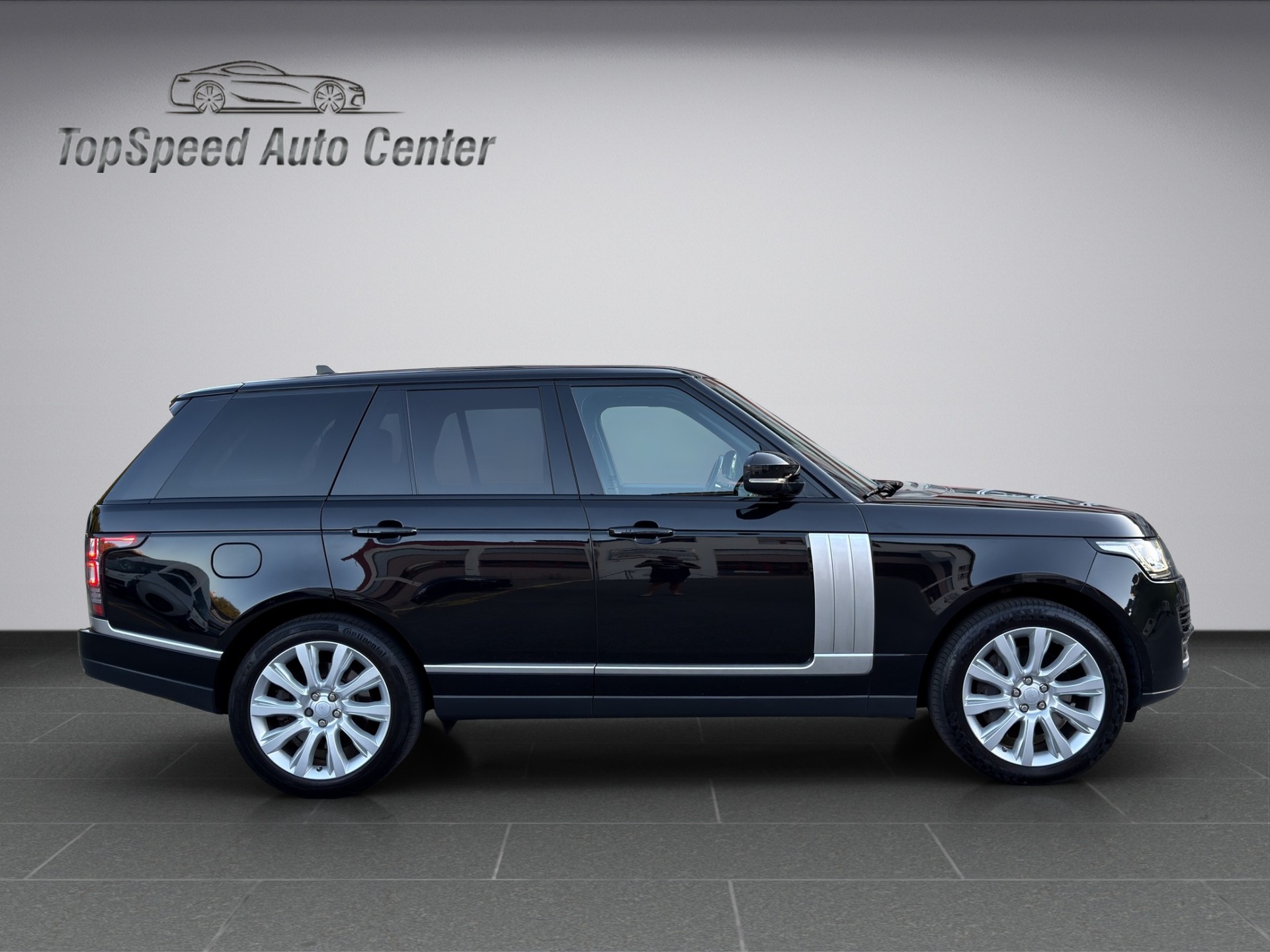 LAND ROVER Range Rover 4.4 SDV8 Vogue Automatic-image-3
