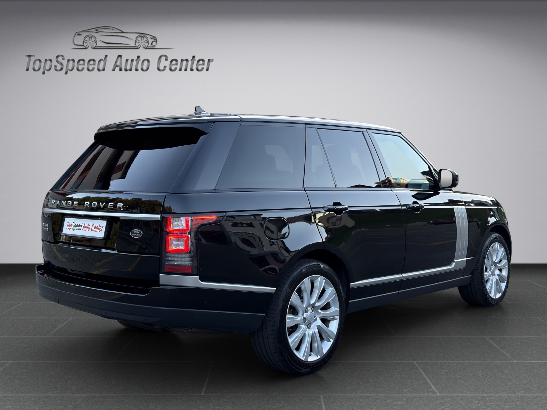 LAND ROVER Range Rover 4.4 SDV8 Vogue Automatic-image-5