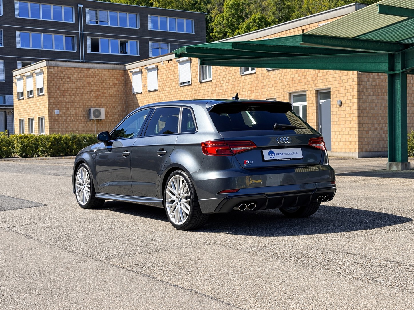 AUDI S3 Sportback 2.0 TFSI quattro S-tronic-image-15