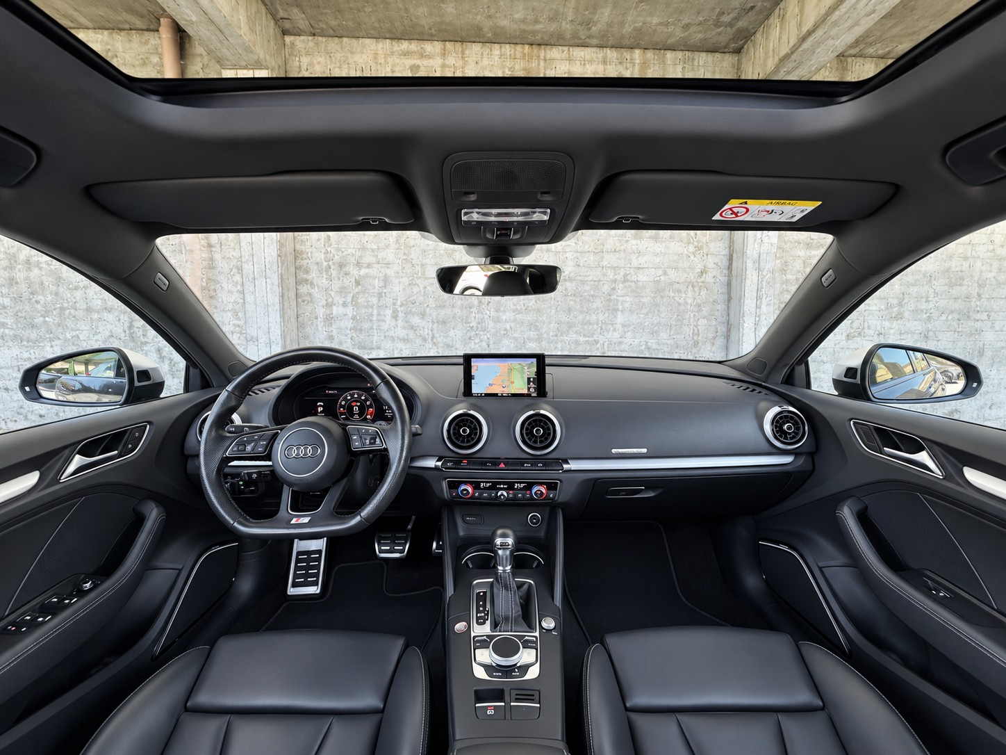 AUDI S3 Sportback 2.0 TFSI quattro S-tronic-image-23
