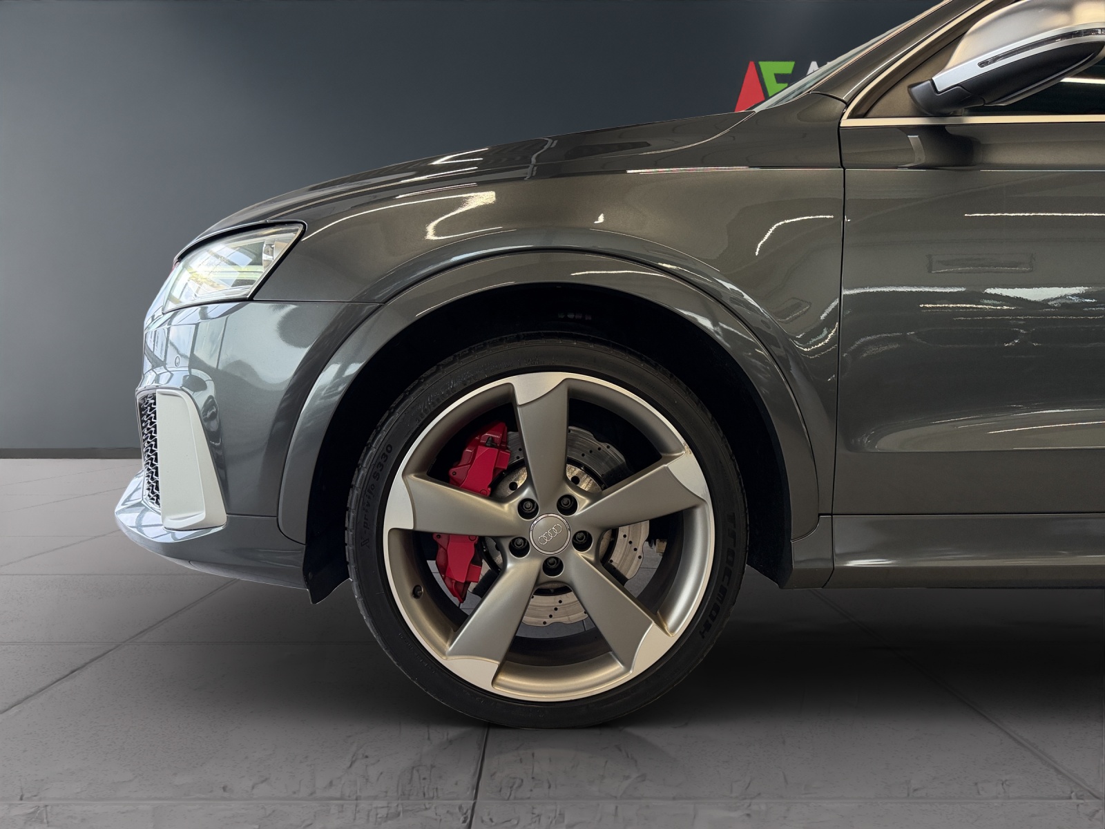 AUDI RS Q3 2.5 TFSI quattro S-tronic-image-10