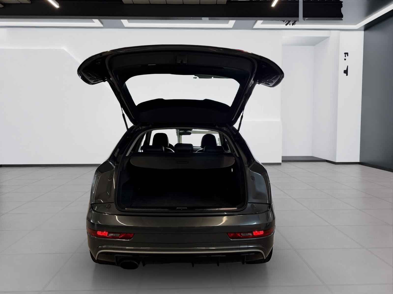 AUDI RS Q3 2.5 TFSI quattro S-tronic-image-20