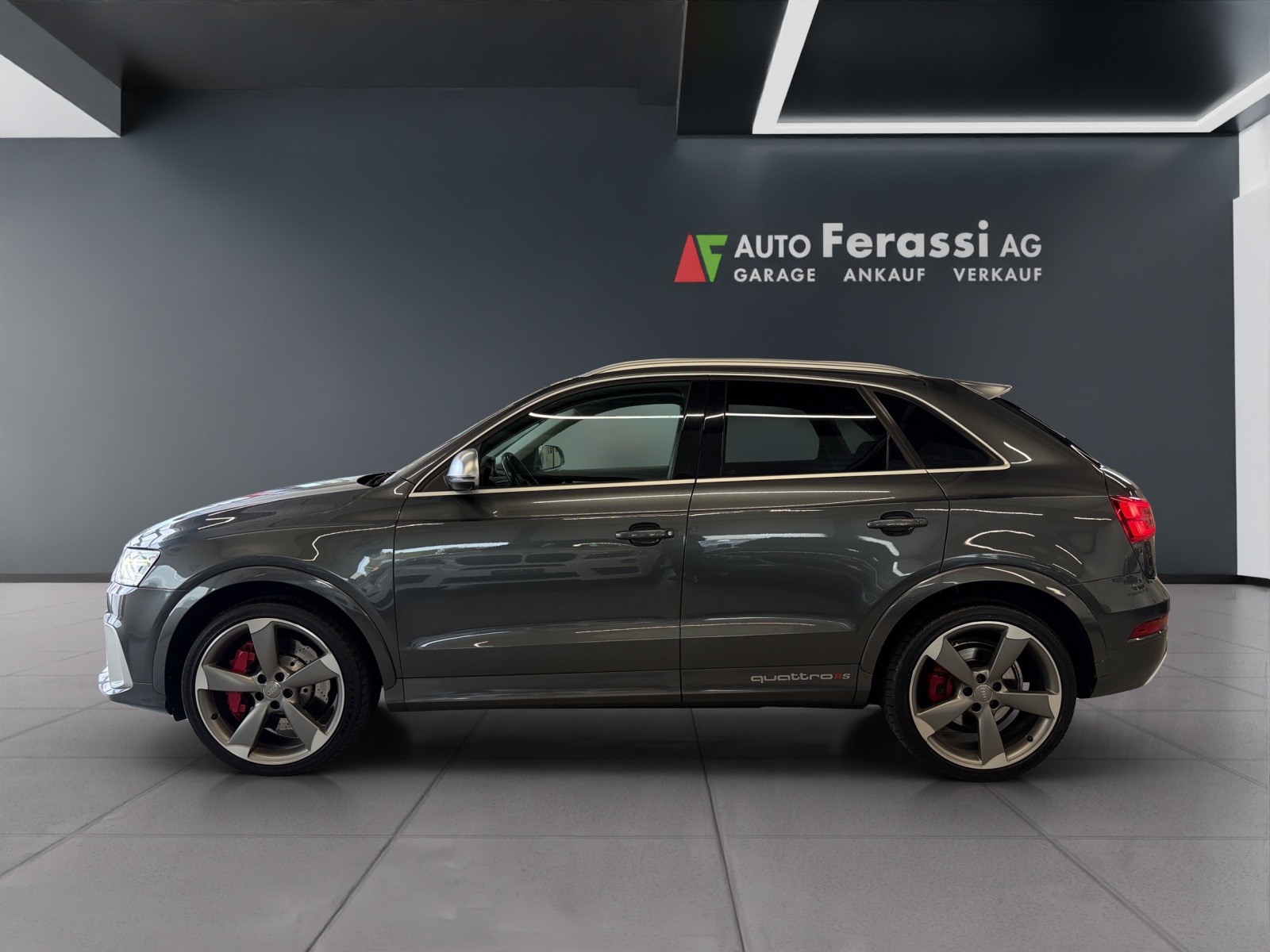 AUDI RS Q3 2.5 TFSI quattro S-tronic-image-1