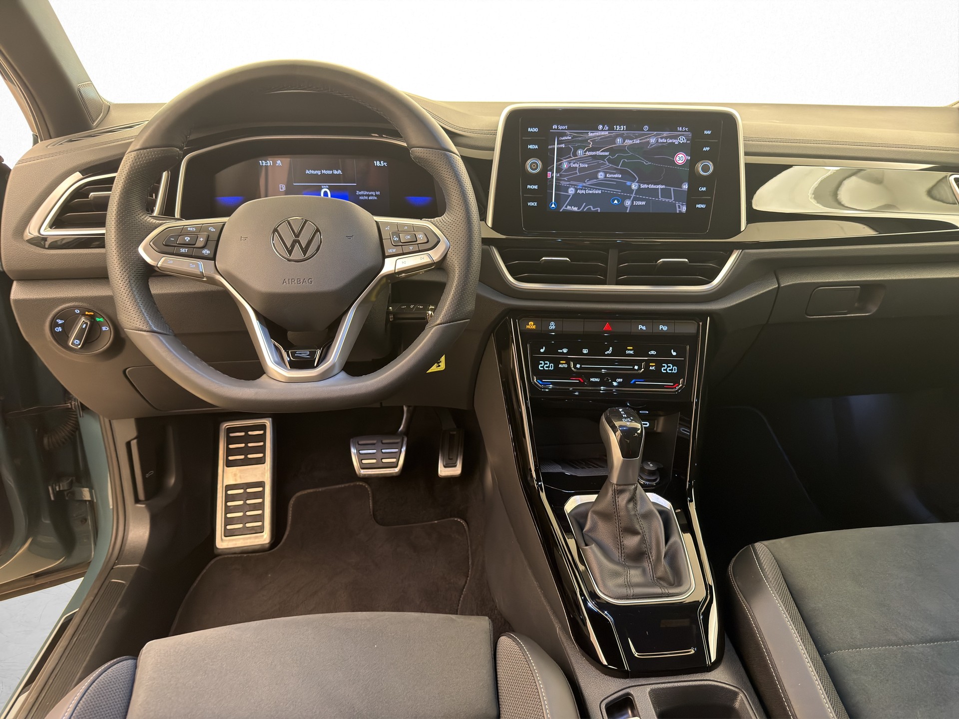 VW T-Roc 1.5 TSI R-Line DSG-image-8