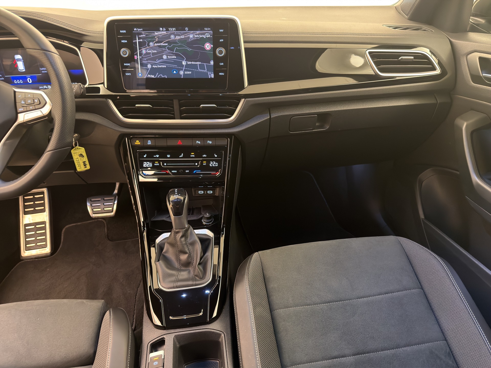 VW T-Roc 1.5 TSI R-Line DSG-image-14