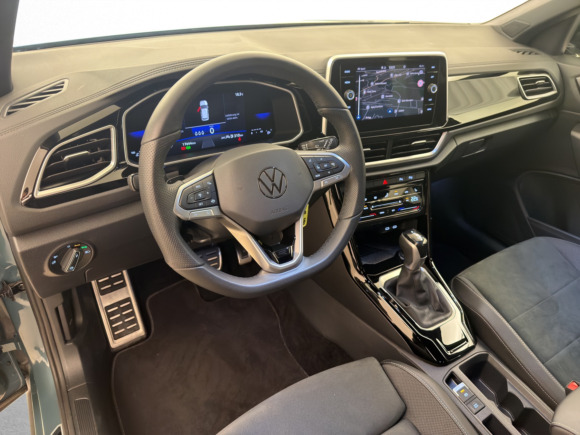 VW T-Roc 1.5 TSI R-Line DSG-image-12