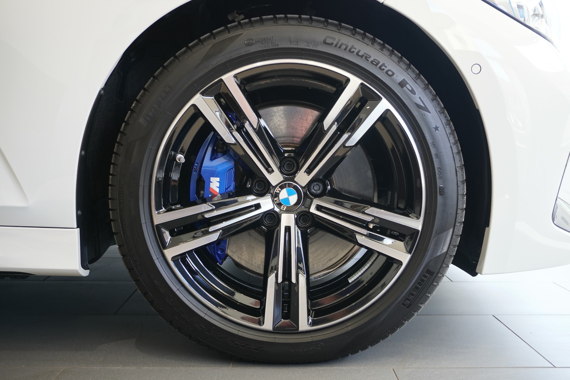 BMW 320d xDrive 48V Touring Steptronic M Sport-image-7