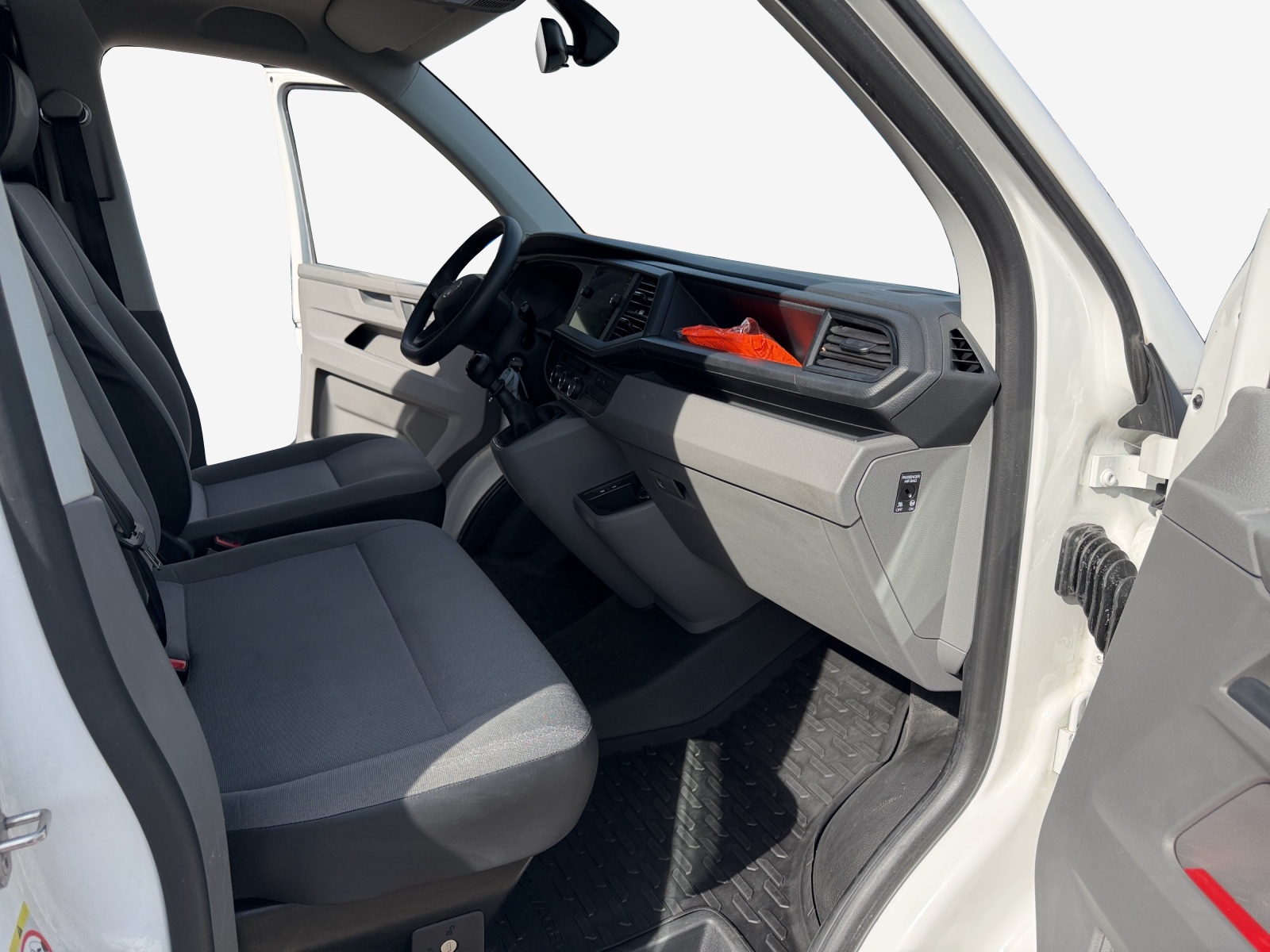 VW T6.1 2.0 TDI-image-14