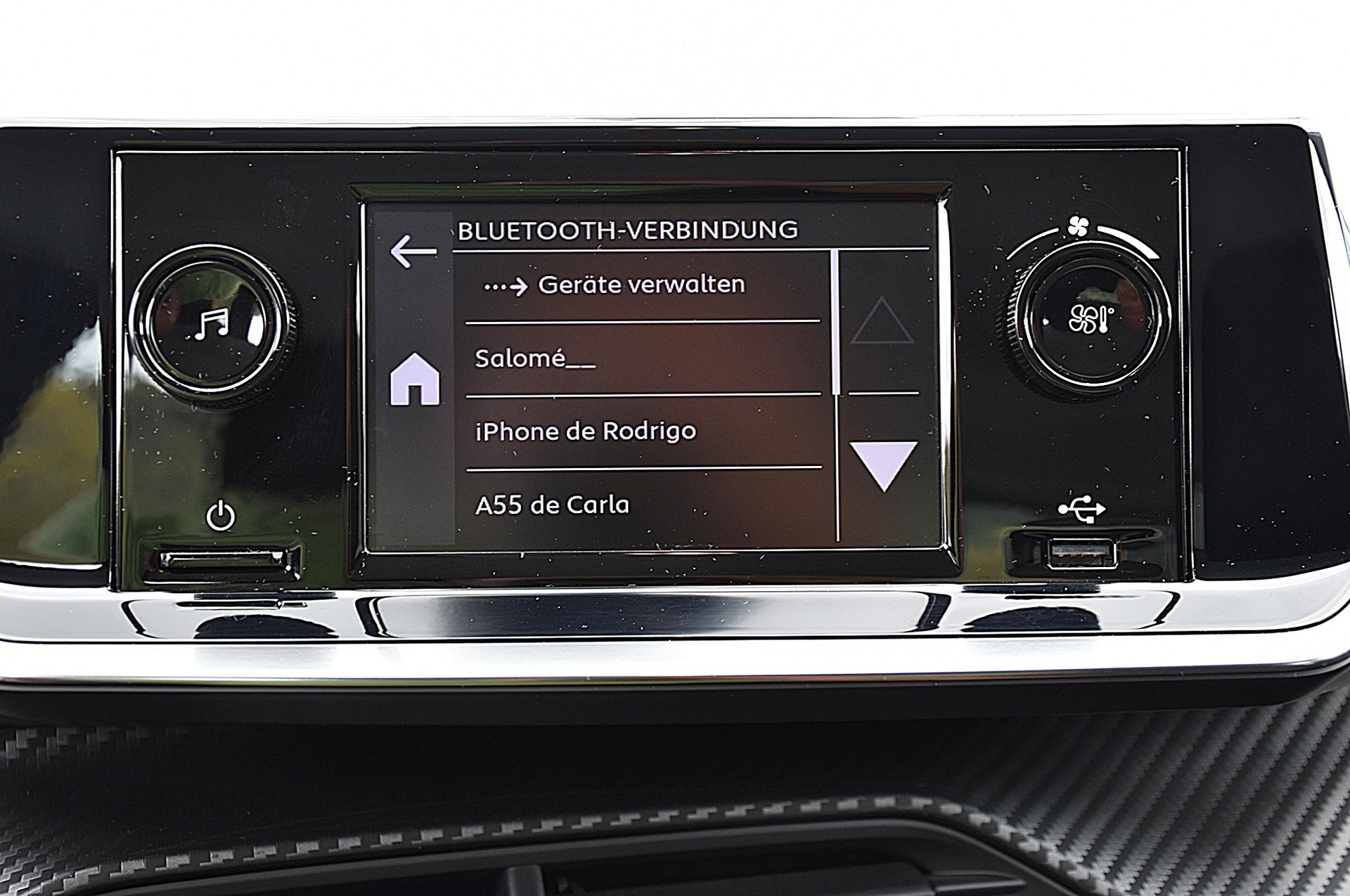 PEUGEOT 208 1.2 PureTech Like-image-10