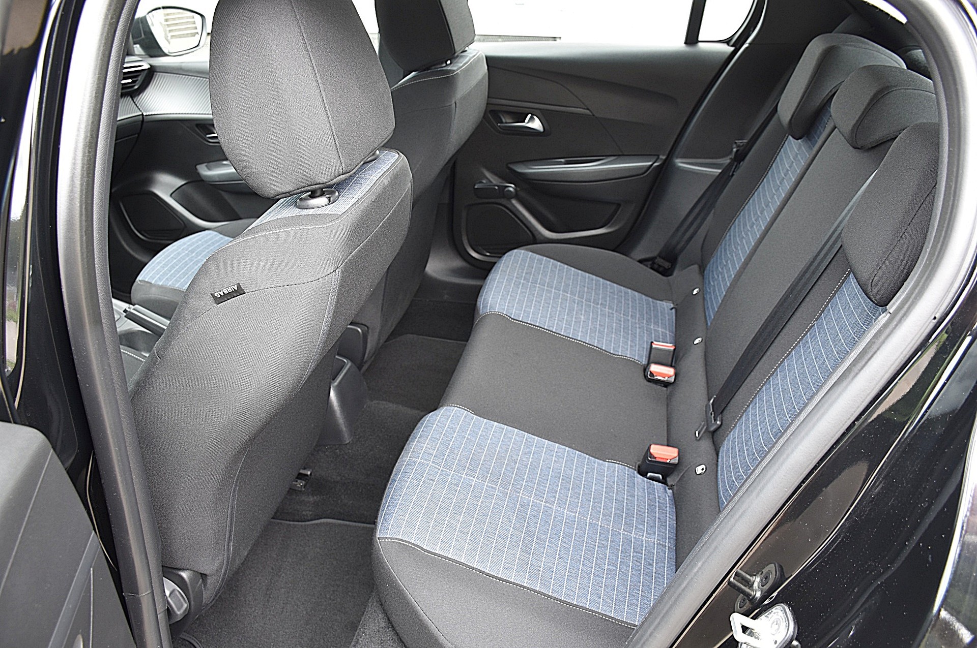 PEUGEOT 208 1.2 PureTech Like-image-14