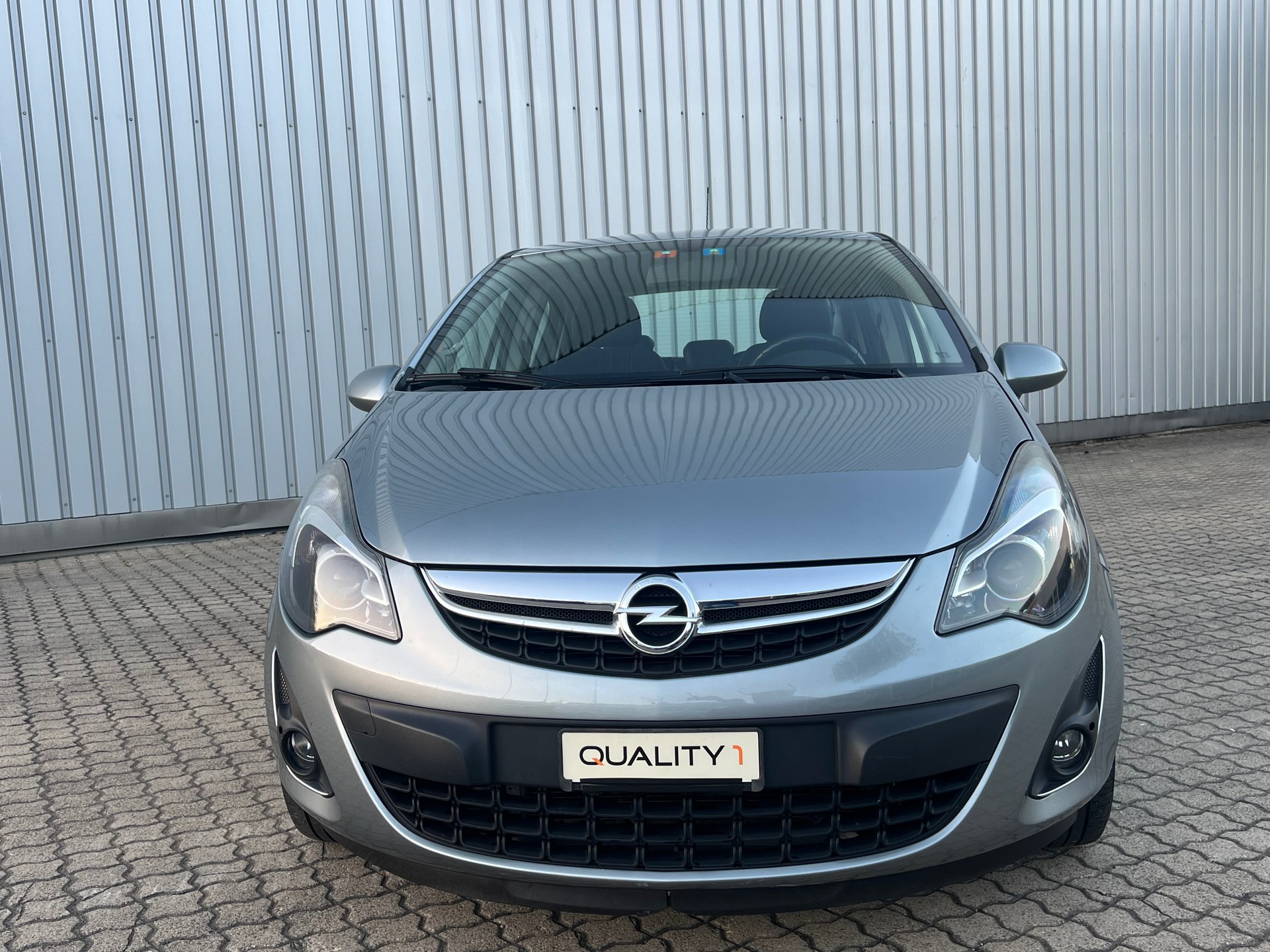 OPEL Corsa 1.4 TP Anniversary Edition Automatic-image-2