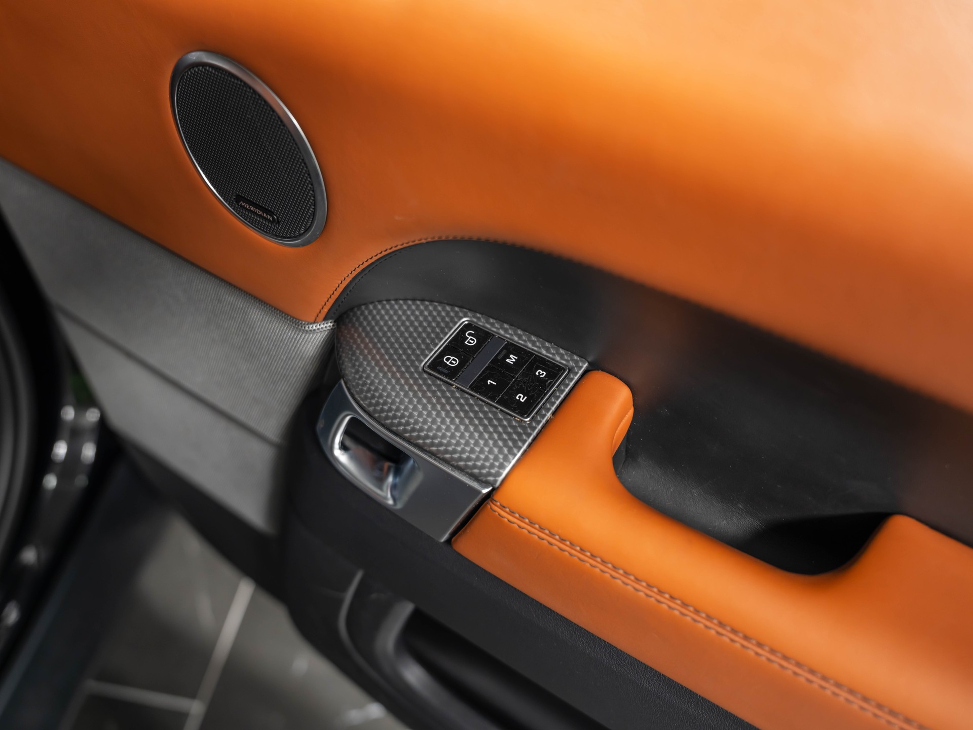 LAND ROVER Range Rover Sport 3.0 SDV6 Autobiography Automatic-image-15