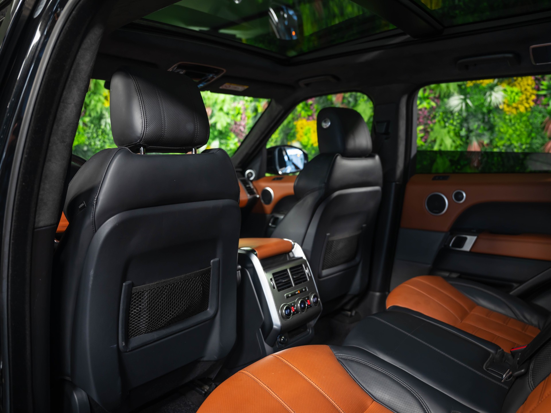 LAND ROVER Range Rover Sport 3.0 SDV6 Autobiography Automatic-image-10