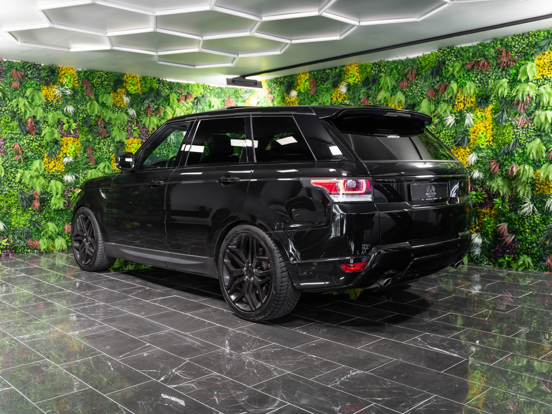 LAND ROVER Range Rover Sport 3.0 SDV6 Autobiography Automatic-image-4
