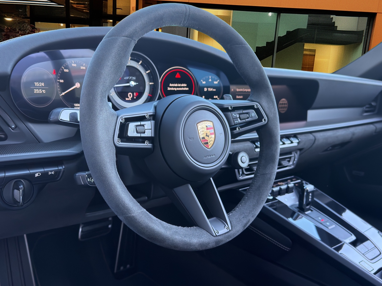 PORSCHE 911 Cabriolet 3.0 Carrera GTS PDK / CH-Auslieferung-image-14
