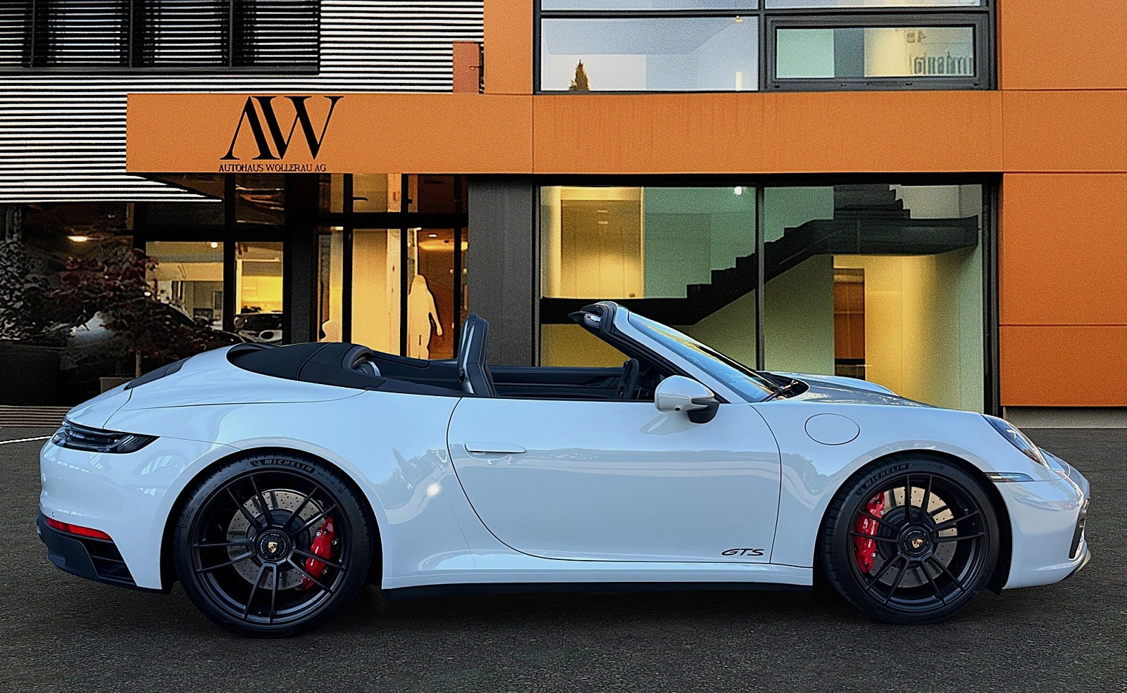 PORSCHE 911 Cabriolet 3.0 Carrera GTS PDK / CH-Auslieferung-image-4