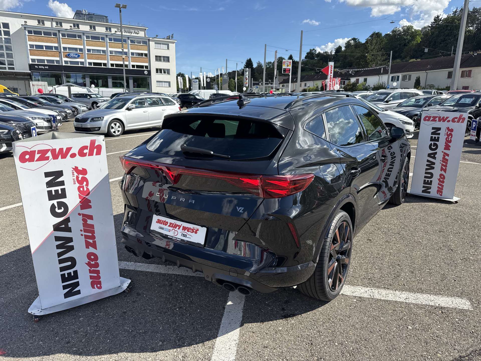 CUPRA Formentor 2.0TSI Extreme 333PS 4Drive DSG-Automat-image-2