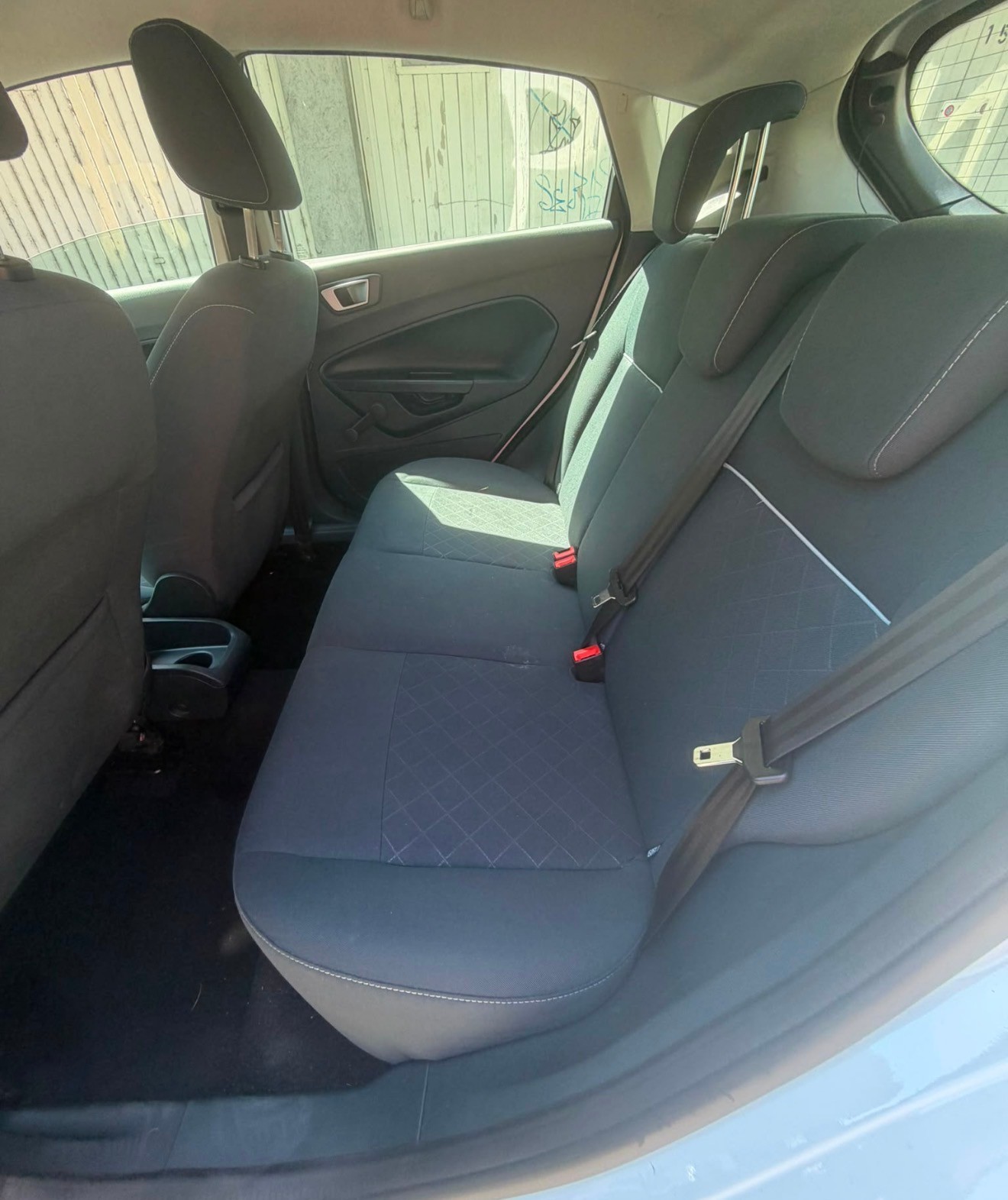 FORD Fiesta 1.6 16V TDCi Trend-image-8