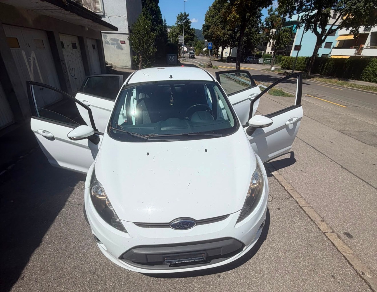FORD Fiesta 1.6 16V TDCi Trend-image-1