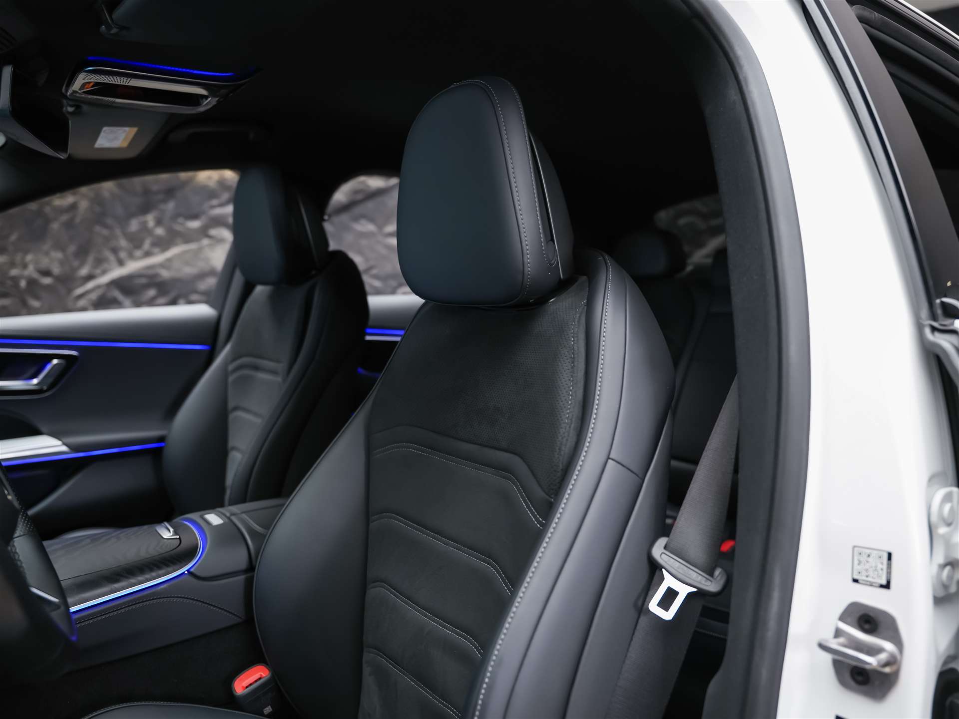 MERCEDES-BENZ E 200 AMG Line 9G-Tronic *Werksgarantie*21" Felgen*Lenkradheizung*-image-10