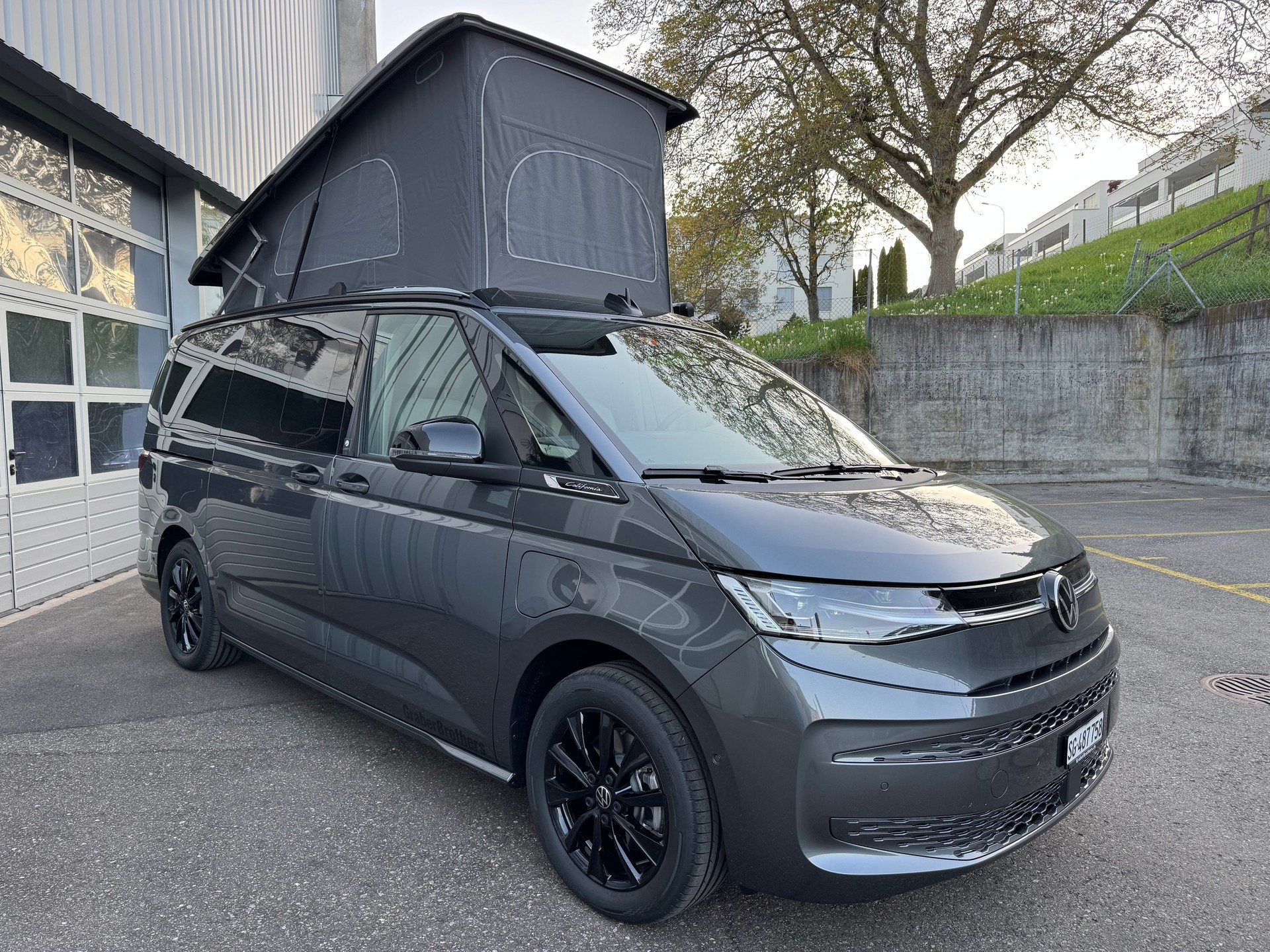 VW 1.5 TSI eHybrid Ocean 4Motion Liberty DSG-image-2