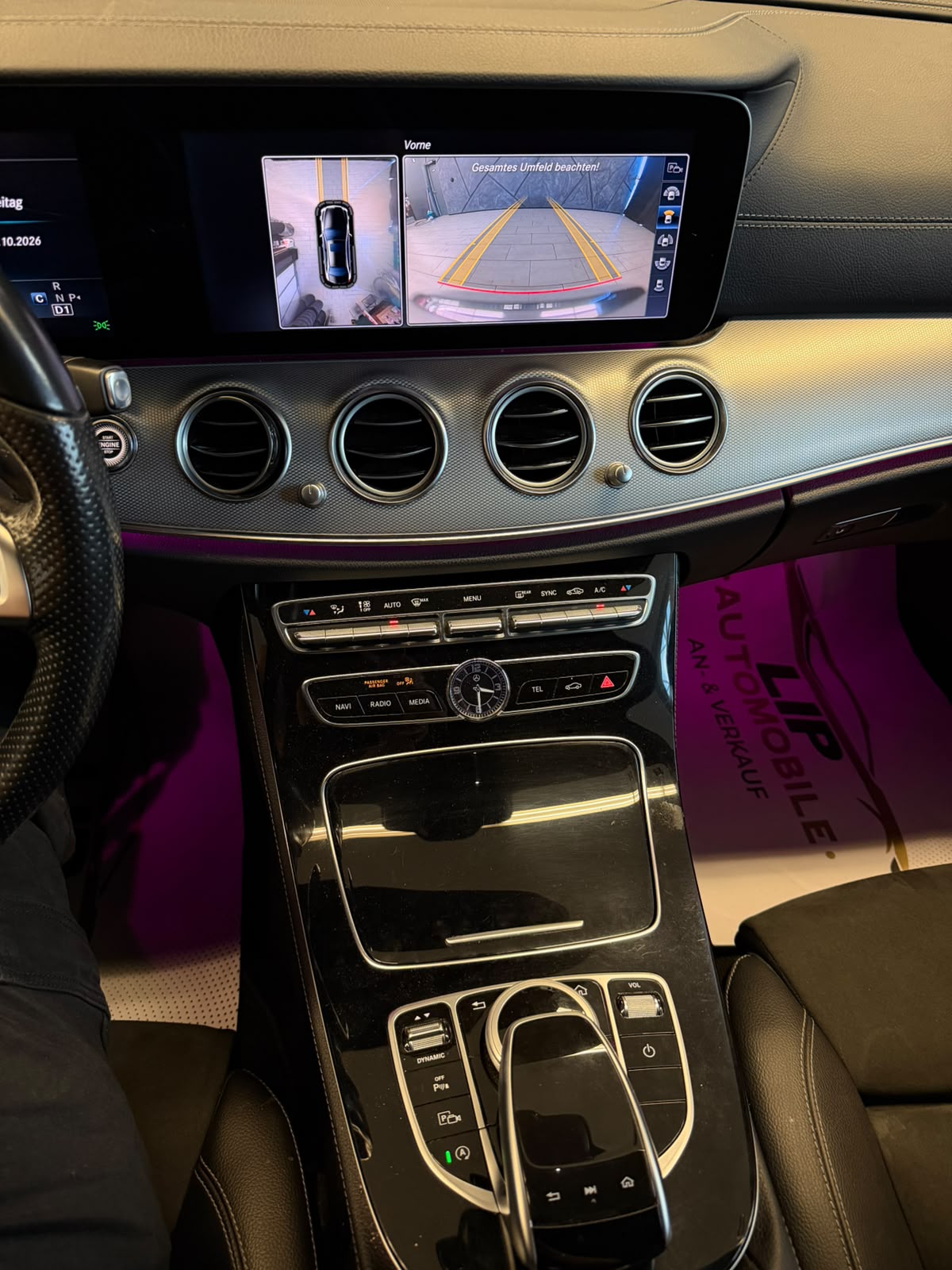 MERCEDES-BENZ E 220 d AMG Line 9G-Tronic-image-12