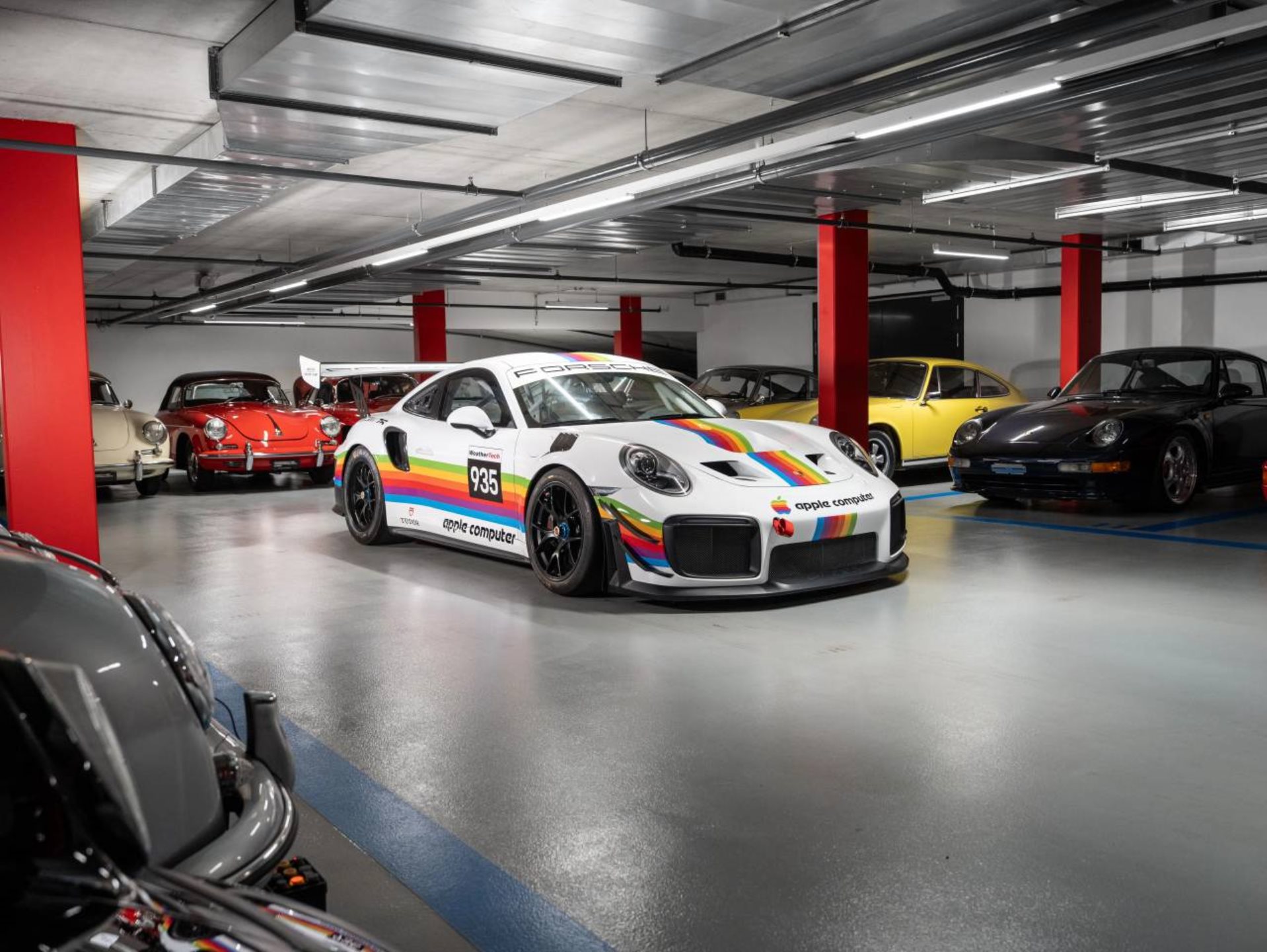 PORSCHE 911 GT2 RS Clubsport-image-2