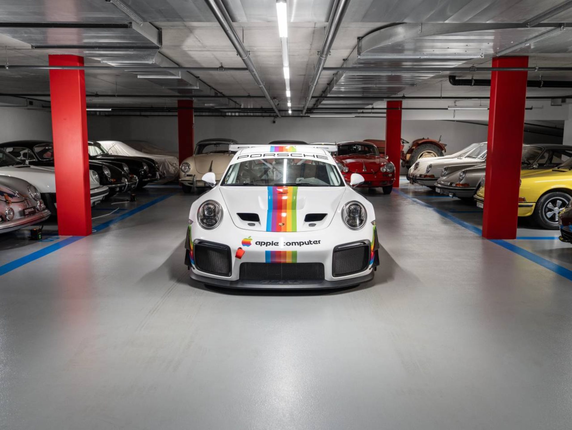 PORSCHE 911 GT2 RS Clubsport-image-1