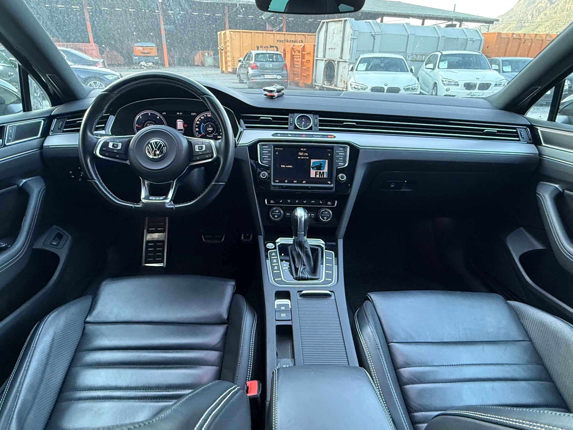 VW Passat Variant 2.0 TDI BMT High. DSG 4Motion-image-13
