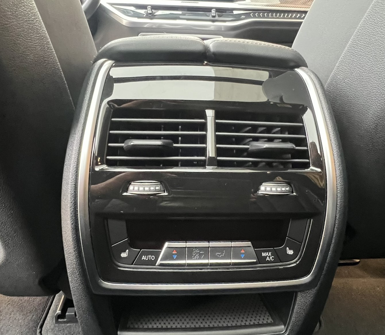 BMW X5 xDRIVE 48V 40i M SPORT PRO BLACK STEPTRONIC l 381 PS-image-27