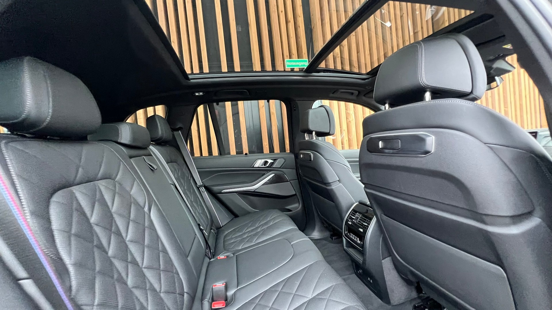 BMW X5 xDRIVE 48V 40i M SPORT PRO BLACK STEPTRONIC l 381 PS-image-29